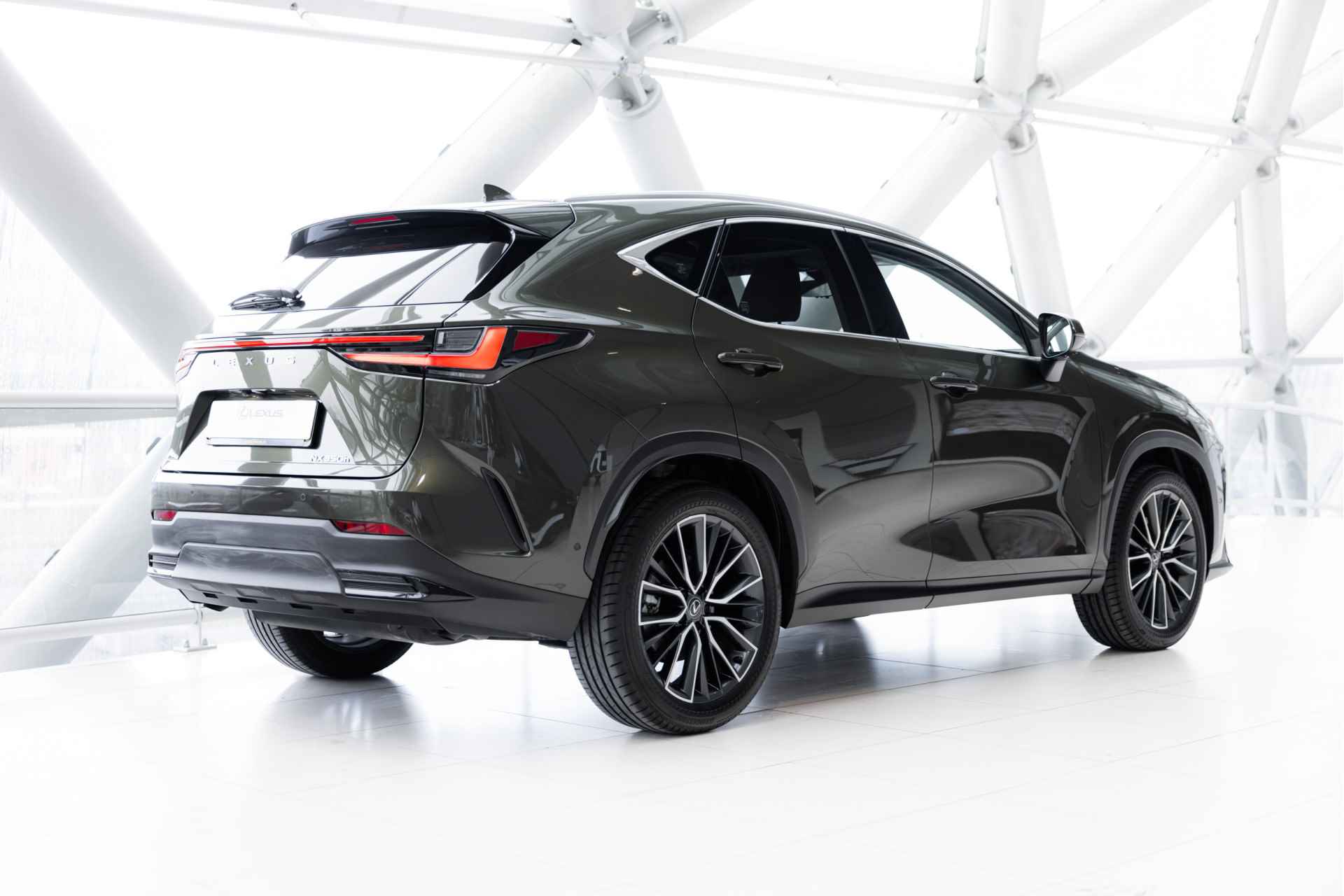 Lexus NX 350h AWD Executive Line | 4x4 | Achteruitrijcamera | Climate Control | Parkeersensoren | - 48/56