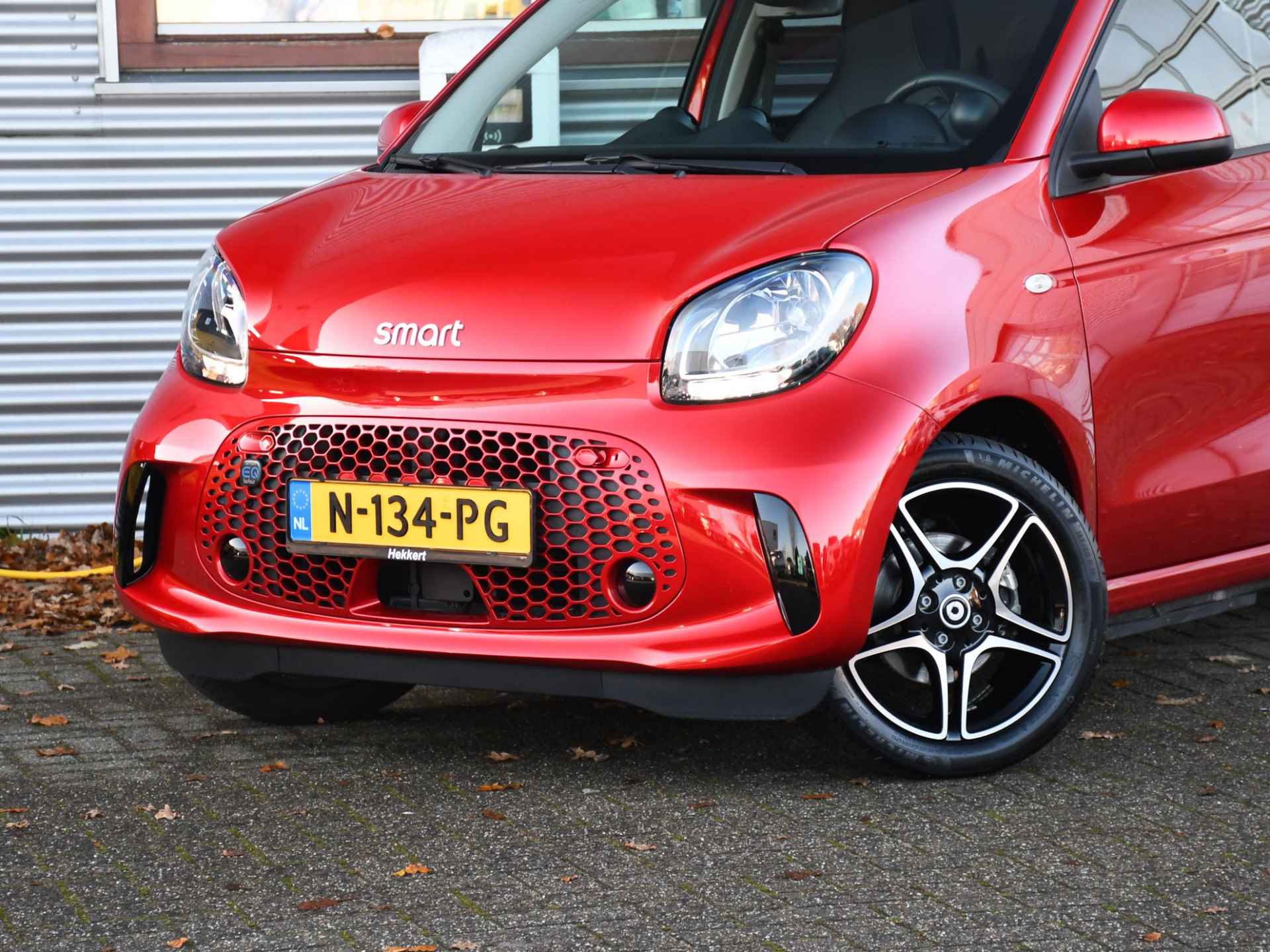 smart forfour EQ Comfort 18 kWh 82pk Automaat PDC ACHTER | 16''LM | STOELVERW. VOOR | DAB | LIMITER | 24 MND GARANTIE - 2/31