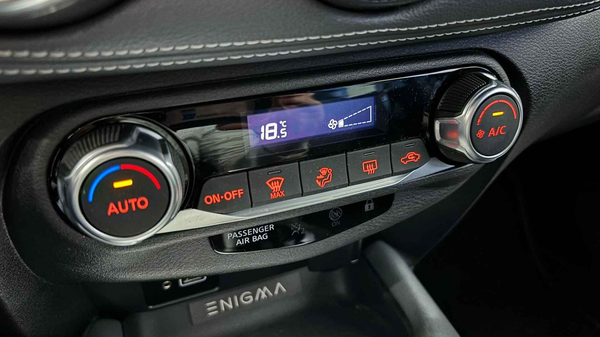 Nissan Juke 1.0 DIG-T Enigma *Automaat* - 32/34