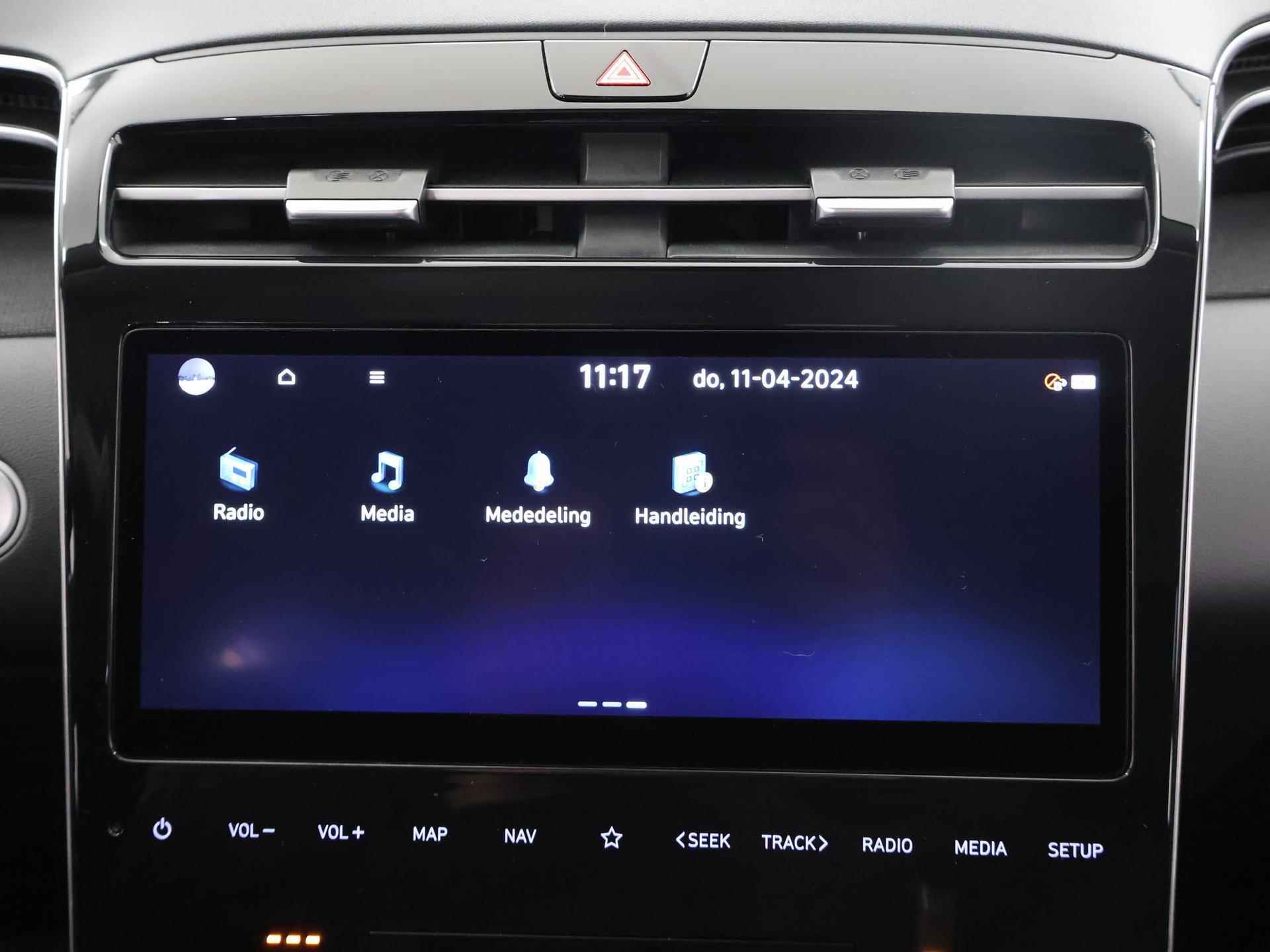 Hyundai Tucson 1.6 T-GDI PHEV Comfort Smart 4WD | Afneembare trekhaak | Adaptive Cruise Control | Stoel&Stuurverwarming | Navigatie | Parkeercamera | Climate Control | Lederen stuurwiel | Dodehoekdetectie | - 19/40