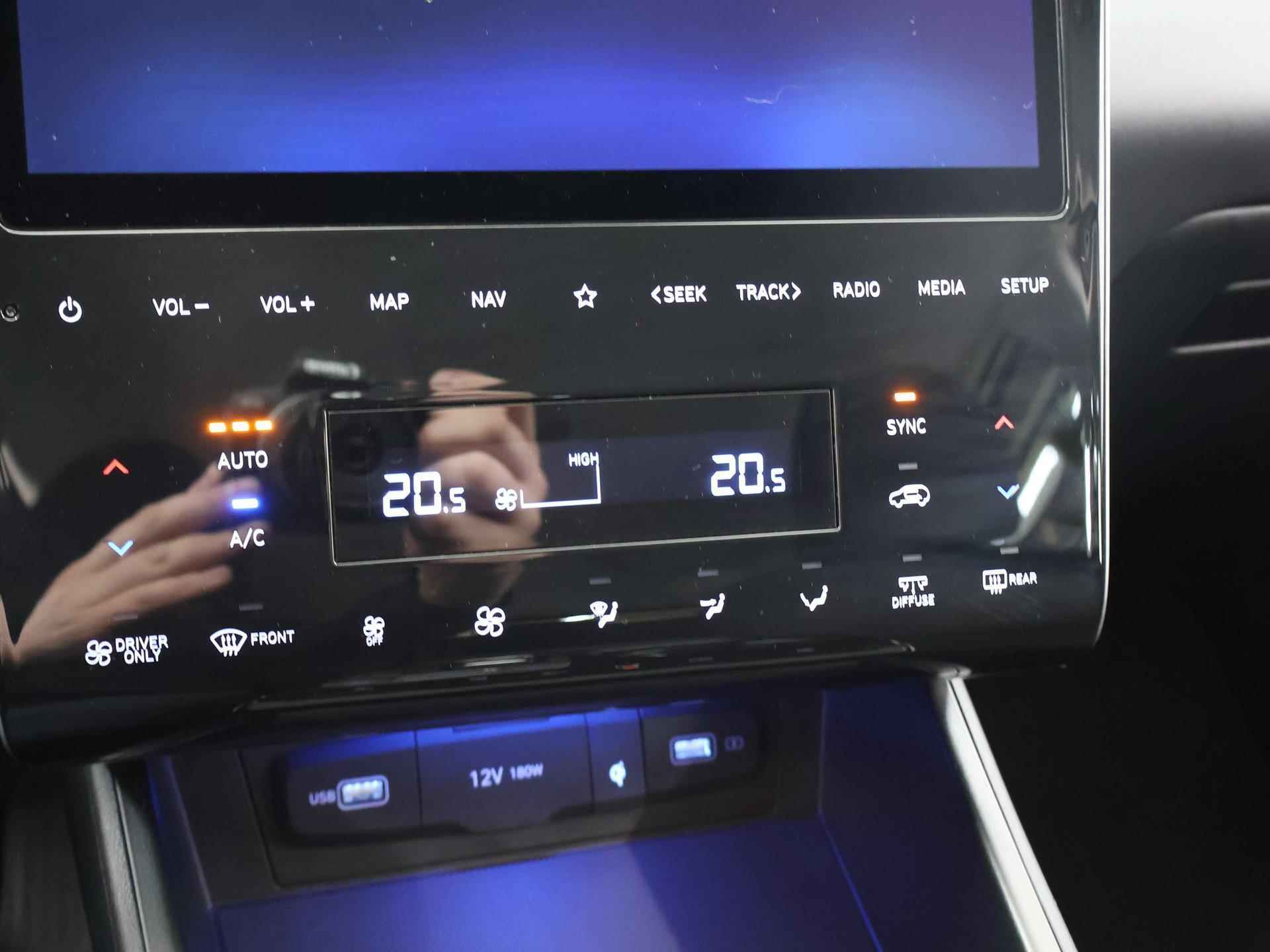Hyundai Tucson 1.6 T-GDI PHEV Comfort Smart 4WD | Afneembare trekhaak | Adaptive Cruise Control | Stoel&Stuurverwarming | Navigatie | Parkeercamera | Climate Control | Lederen stuurwiel | Dodehoekdetectie | - 20/40
