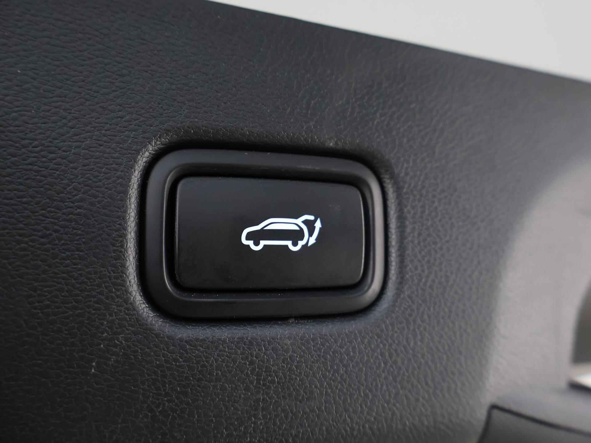 Hyundai Tucson 1.6 T-GDI PHEV Comfort Smart 4WD | Afneembare trekhaak | Adaptive Cruise Control | Stoel&Stuurverwarming | Navigatie | Parkeercamera | Climate Control | Lederen stuurwiel | Dodehoekdetectie | - 35/40