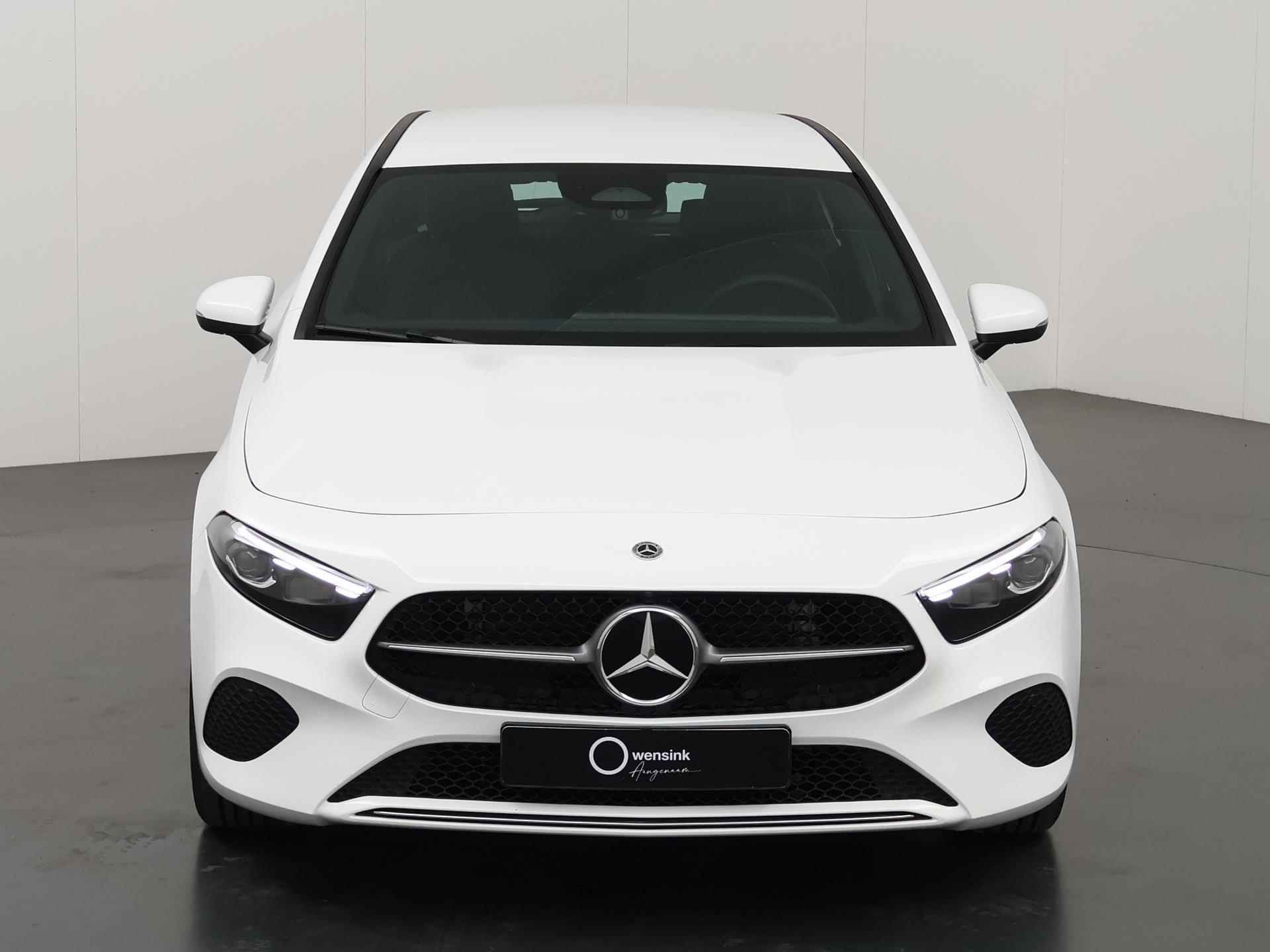 Mercedes-Benz A-klasse 180 Star Edition | Led verlichting | Achteruitrijcamera | Zitcomfortpakket | facelift type - 4/44