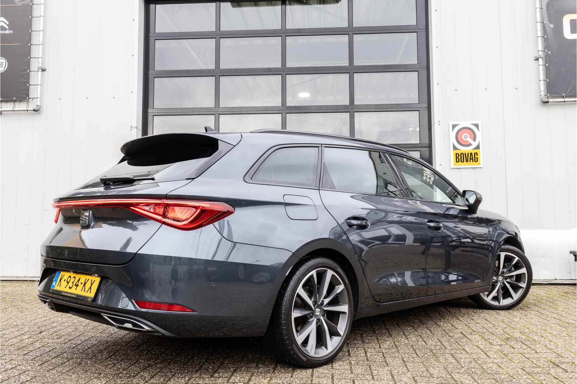 SEAT Leon Sportstourer 1.5 eTSI FR Launch Edition ✅NAV✅Trekhaak✅19inch✅CAM - 3/31