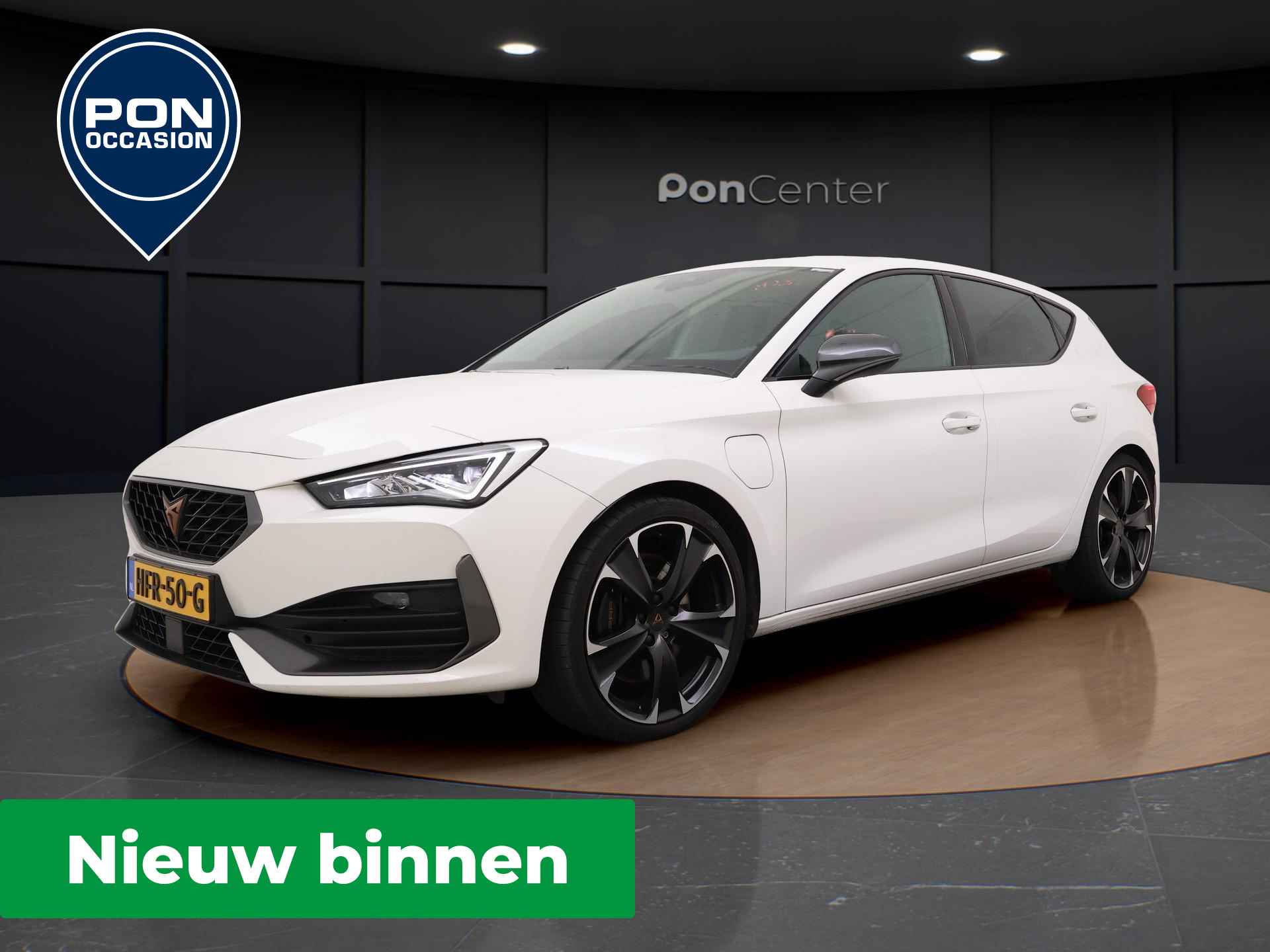 CUPRA Leon 1.4 e-Hybrid 245 PK DSG VZ Performance | NIEUW BINNEN | Navigatie | Stoelverwarming | LED | 19" | Sportstoelen |