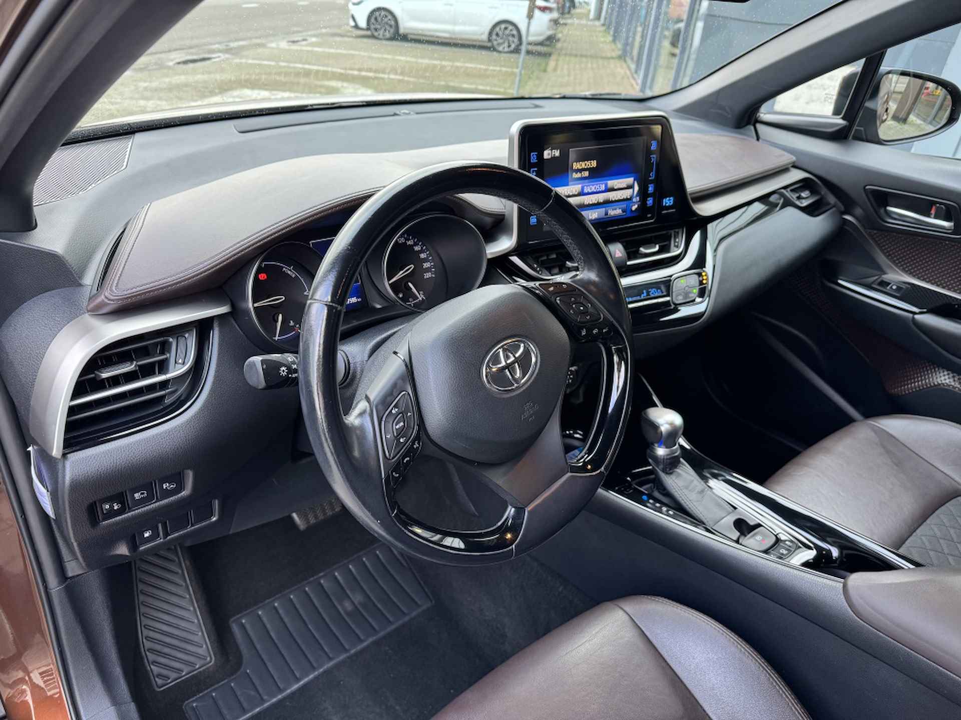 Toyota C-HR 1.8 Hybrid Executive | Dealer onderhouden | 1e eigenaar | Naviga - 9/30