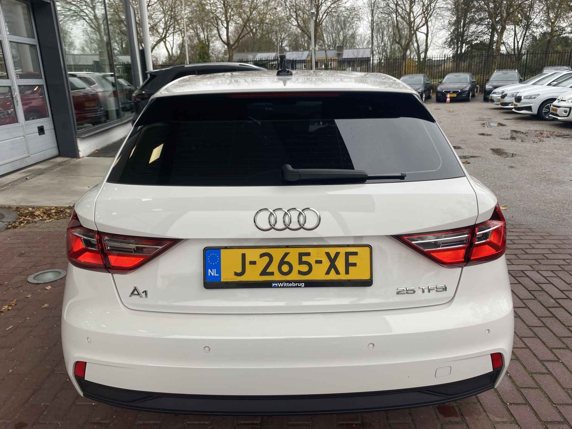 Audi A1 Sportback 25 TFSI Pro Line Virtual Cockpit / Cruise control / Bluetooth / Rijstrooksensor / 12 maanden garantie! - 12/27