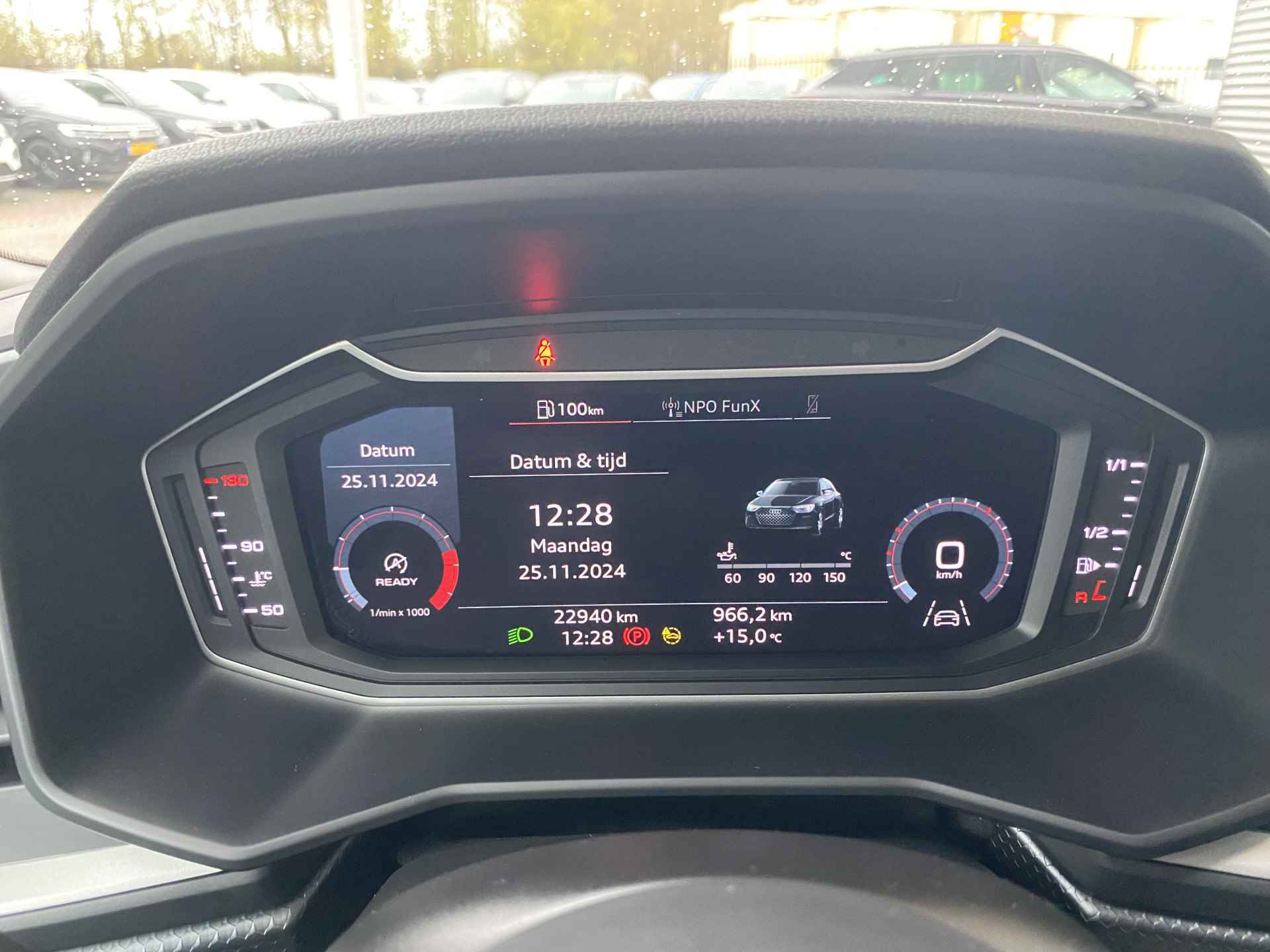 Audi A1 Sportback 25 TFSI Pro Line Virtual Cockpit / Cruise control / Bluetooth / Rijstrooksensor / 12 maanden garantie! - 23/27