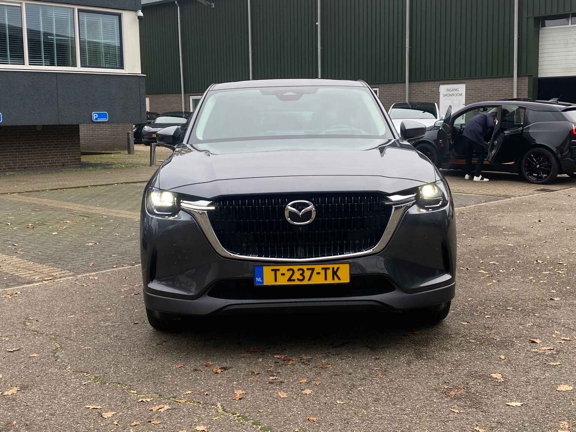 Mazda CX-60 2.5 e-SkyActiv PHEV Takumi| 4WD| PANO| HEAD-UP| ELEK. TREKHAAK| ELEK. STOELEN|ACHTERBANK VERWARMD| - 3/35