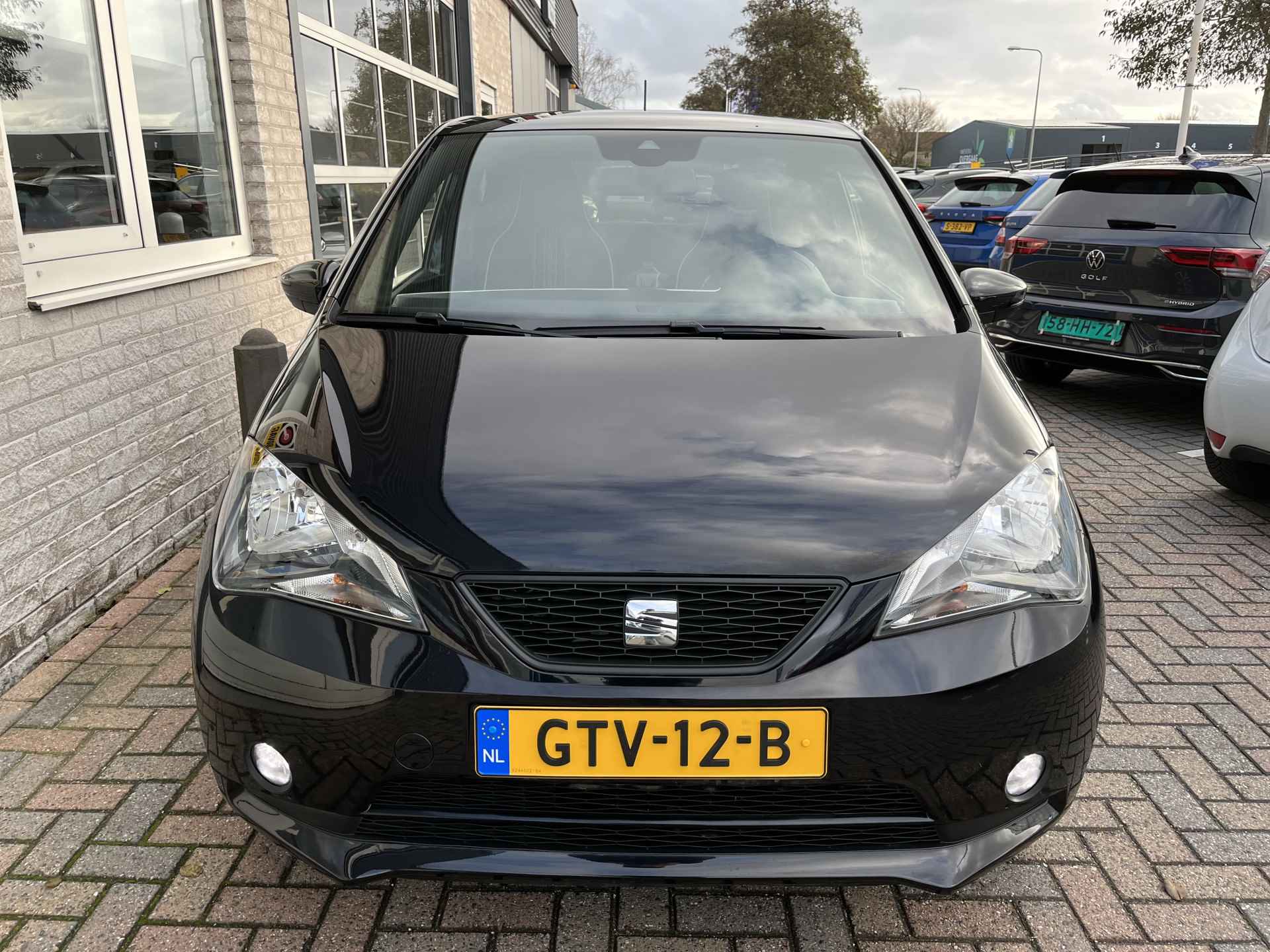 SEAT Mii Electric Edition / PARK. SENSOREN/ CRUISE/ STOEL VERWARM./ BLUETOOTH/ VOORRUIT VERWARM./ CLIMA/ DAB/ 16" LMV/ - 29/35