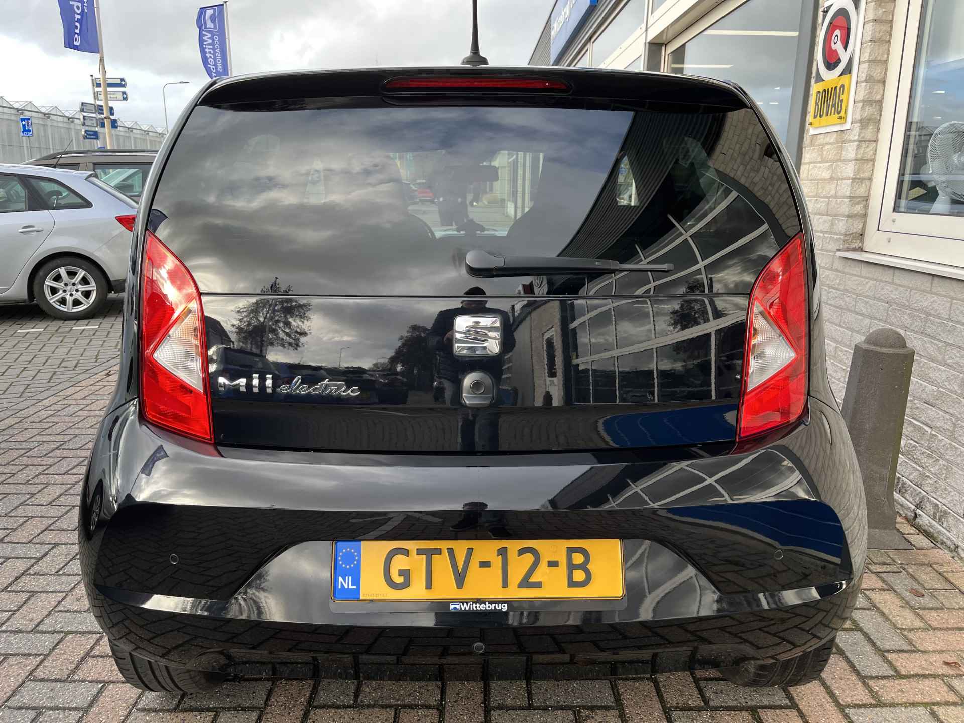 SEAT Mii Electric Edition / PARK. SENSOREN/ CRUISE/ STOEL VERWARM./ BLUETOOTH/ VOORRUIT VERWARM./ CLIMA/ DAB/ 16" LMV/ - 30/35