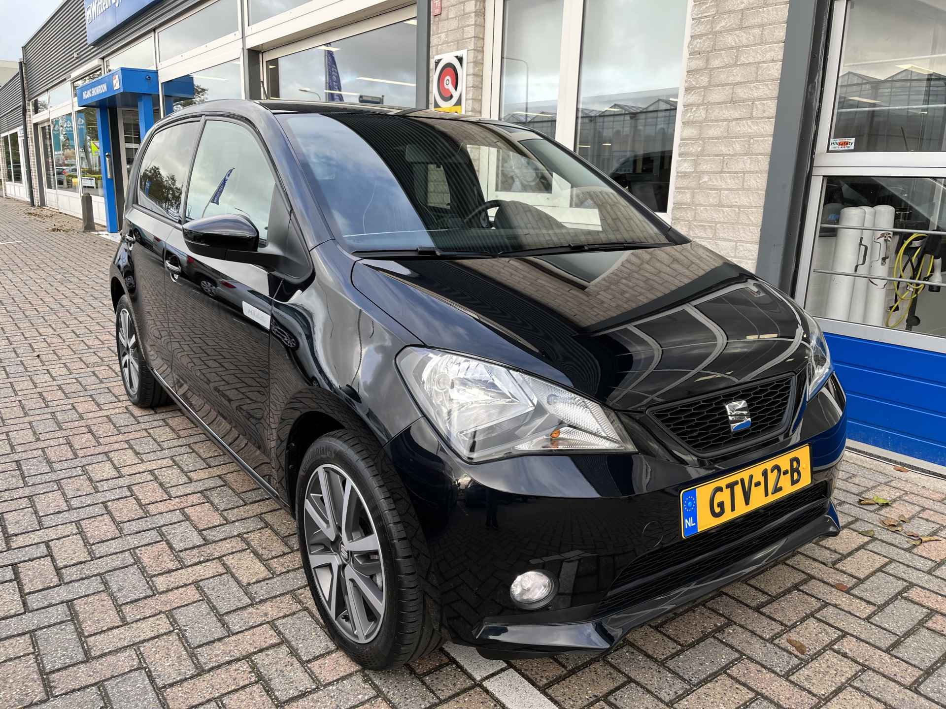 SEAT Mii Electric Edition / PARK. SENSOREN/ CRUISE/ STOEL VERWARM./ BLUETOOTH/ VOORRUIT VERWARM./ CLIMA/ DAB/ 16" LMV/ - 33/35