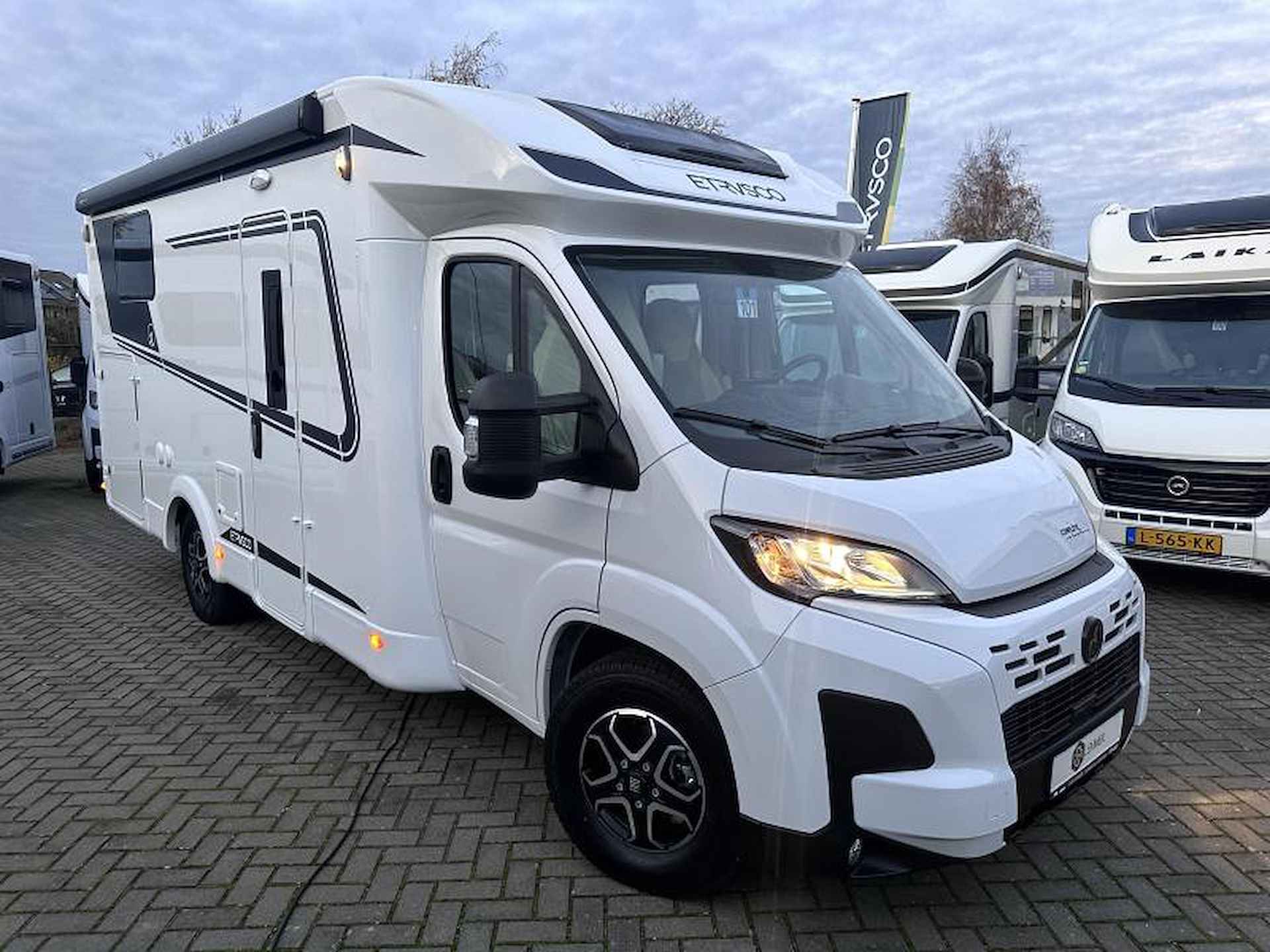 Hymer Etrusco 6900 SB Nieuw voor prijs gebruikt - 7/21