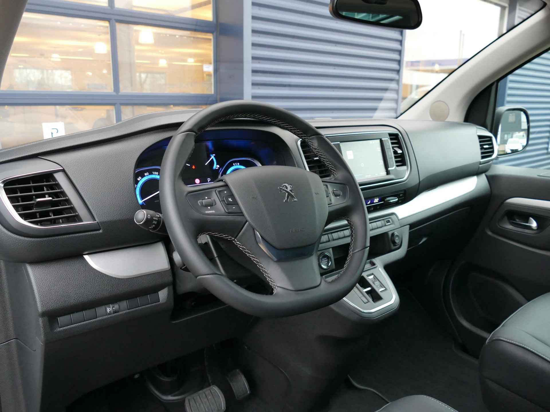 Peugeot e-Traveller 75 kWh Business Long VIP | 8-persoons | Stoelverwarming | Camera | Keyless | Panorama dak | SNEL LEVERBAAR - 5/33