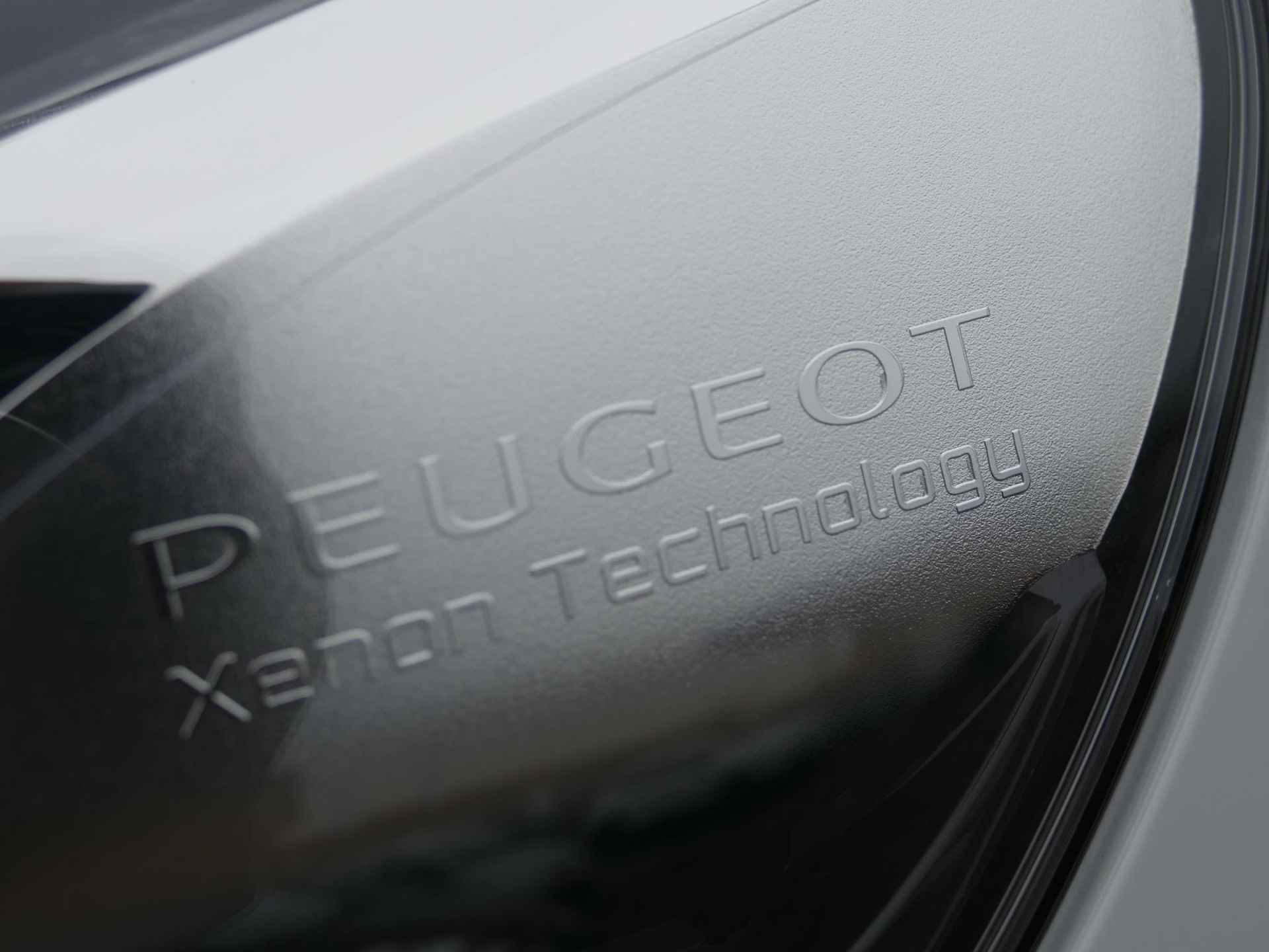 Peugeot e-Traveller 75 kWh Business Long VIP | 8-persoons | Stoelverwarming | Camera | Keyless | Panorama dak | SNEL LEVERBAAR - 18/33