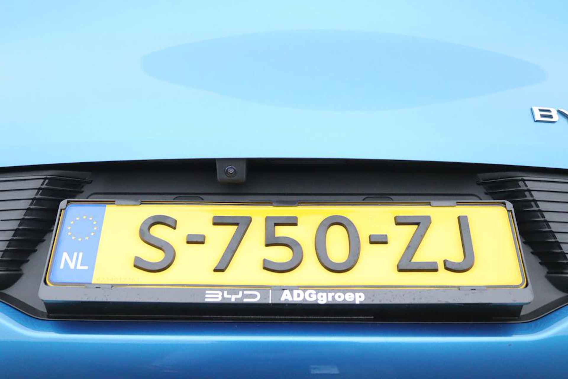 BYD ATTO 3 Design 60 kWh Origineel NL | NAP | Elektrische achterklep | 15,6 " multimediascherm| Warmtepomp - 40/53