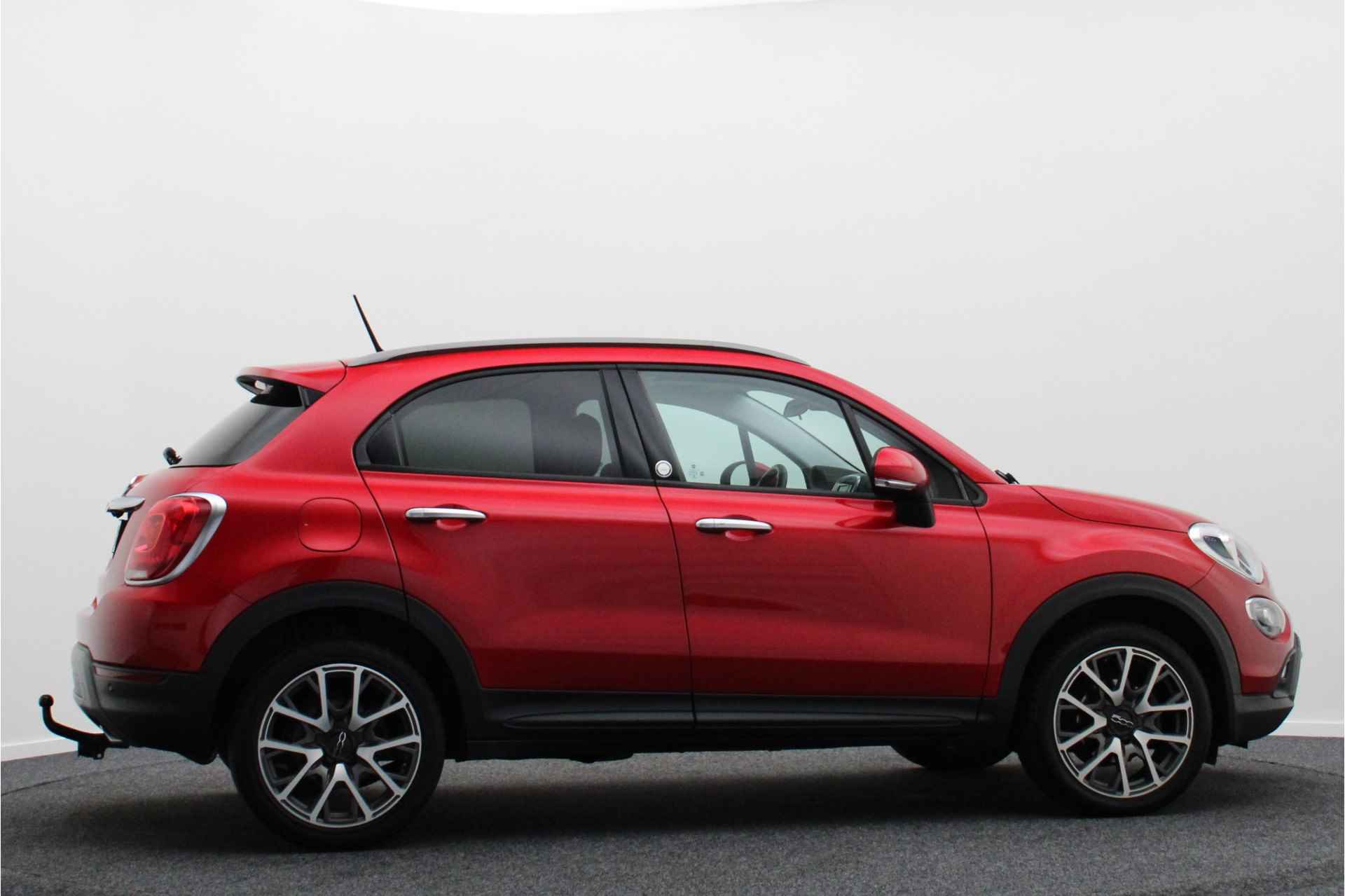 Fiat 500X Cross 1.4 Turbo MultiAir Cross Climate, Cruise, Navigatie, Camera, Keyless, Noodremassistent, Trekhaak, 18'' - 9/48