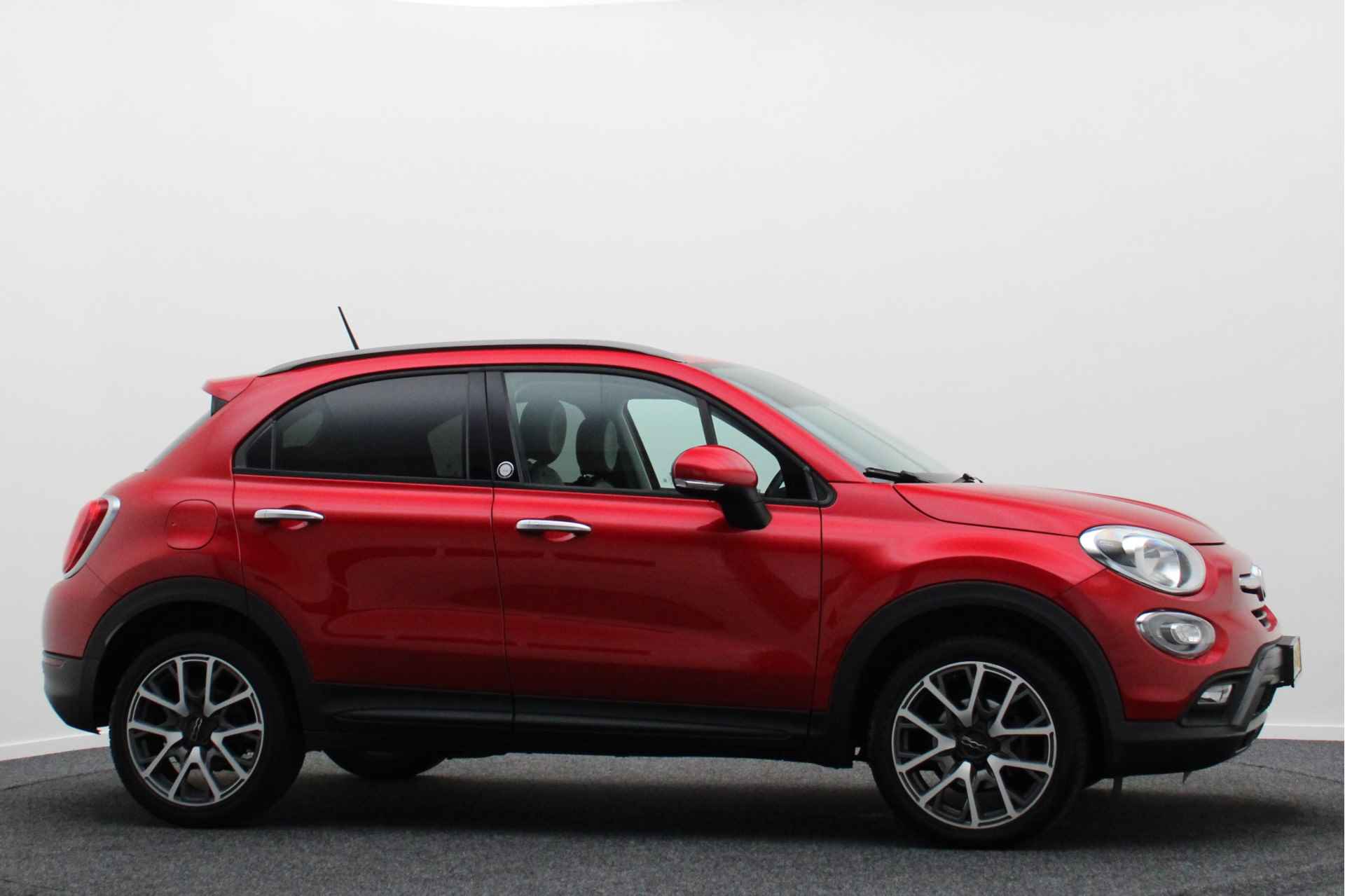 Fiat 500X Cross 1.4 Turbo MultiAir Cross Climate, Cruise, Navigatie, Camera, Keyless, Noodremassistent, Trekhaak, 18'' - 20/48