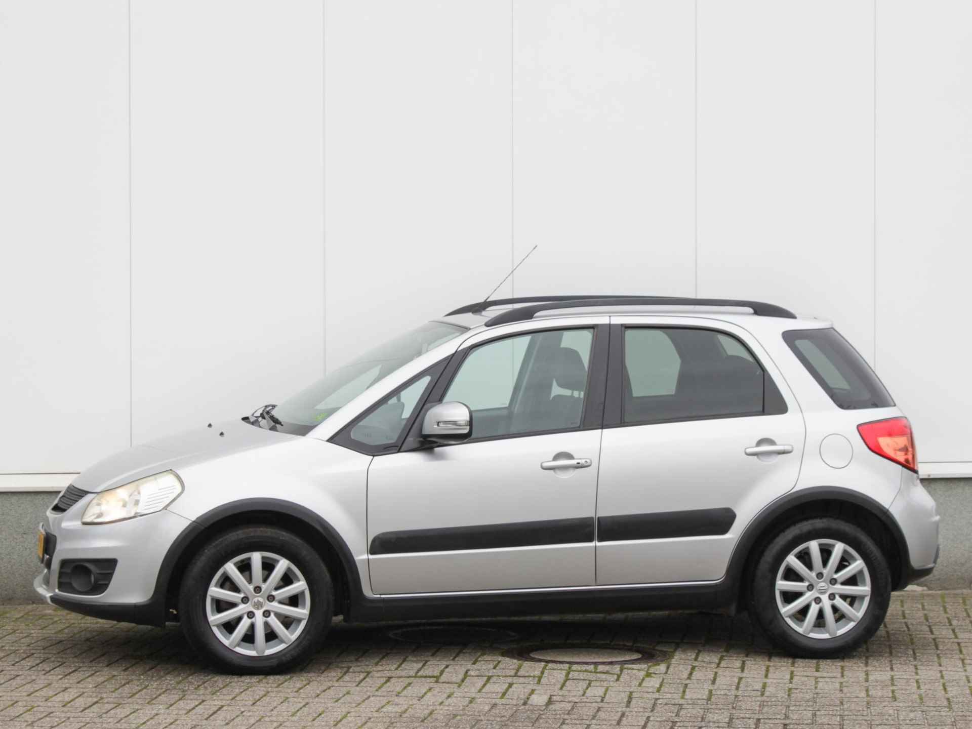 Suzuki SX4 1.6 Executive | Navi | Cruise | Clima | Trekhaak - 2/25