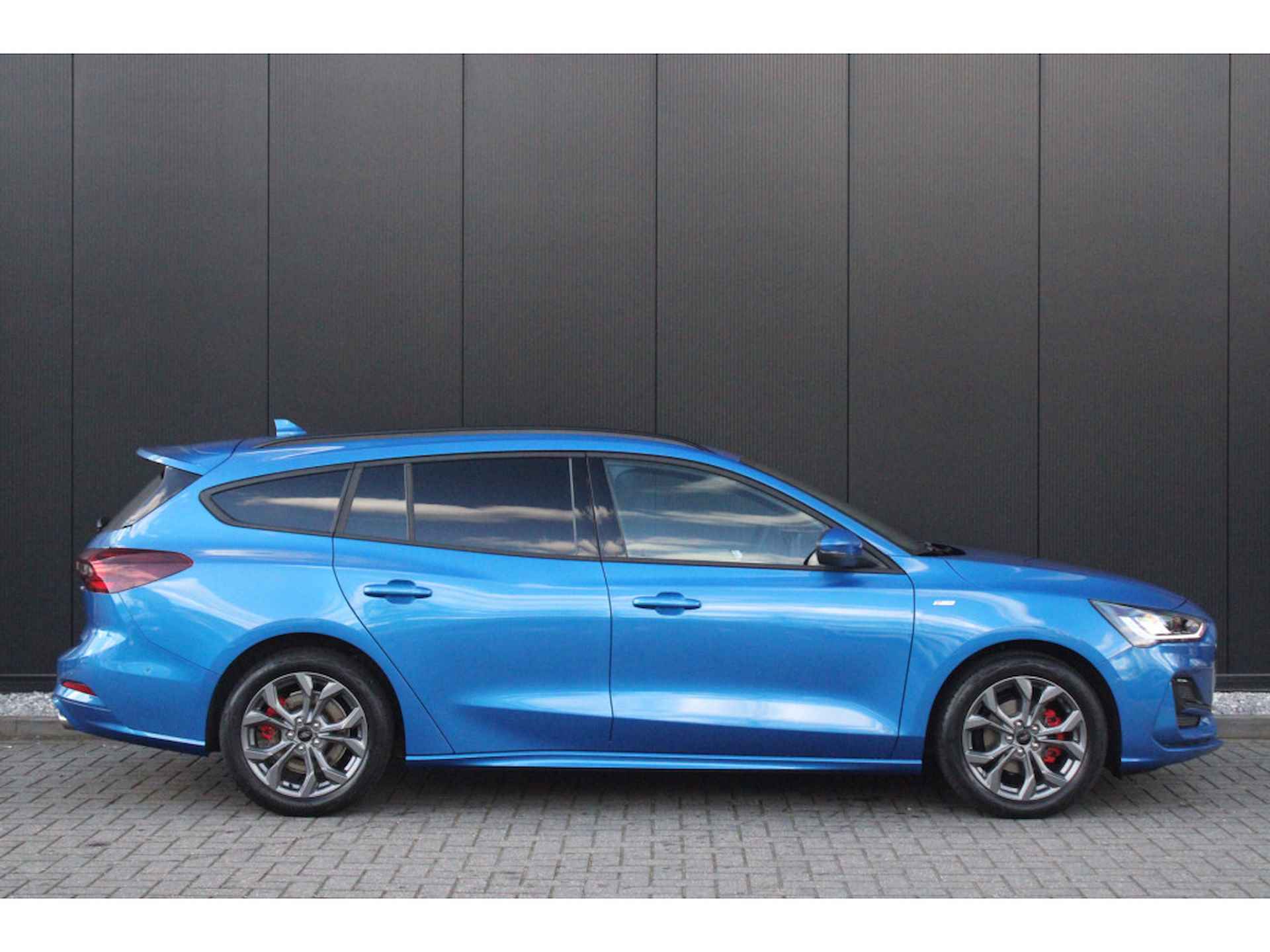 Ford Focus Wagon 1.0 Hybrid ST Line X | LEDEREN BEKLEDING | DAPTIVE CRUISE | B&O | PARKING PACK | WINTER PACK - 4/35