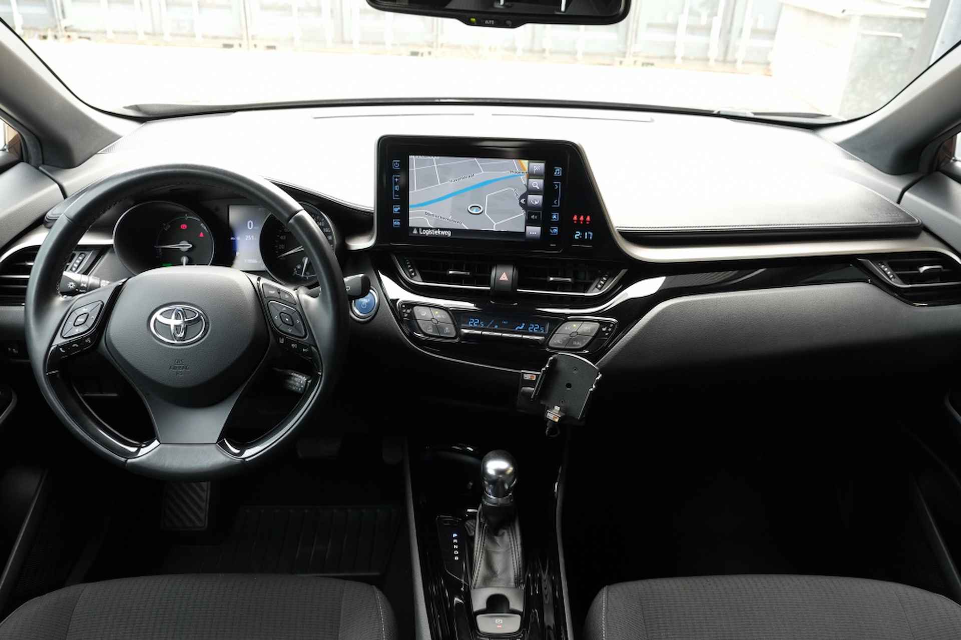 Toyota C-HR 1.8 Hybrid 122PK Dynamic Automaat | Navigatie | Airco | Climate - 3/40