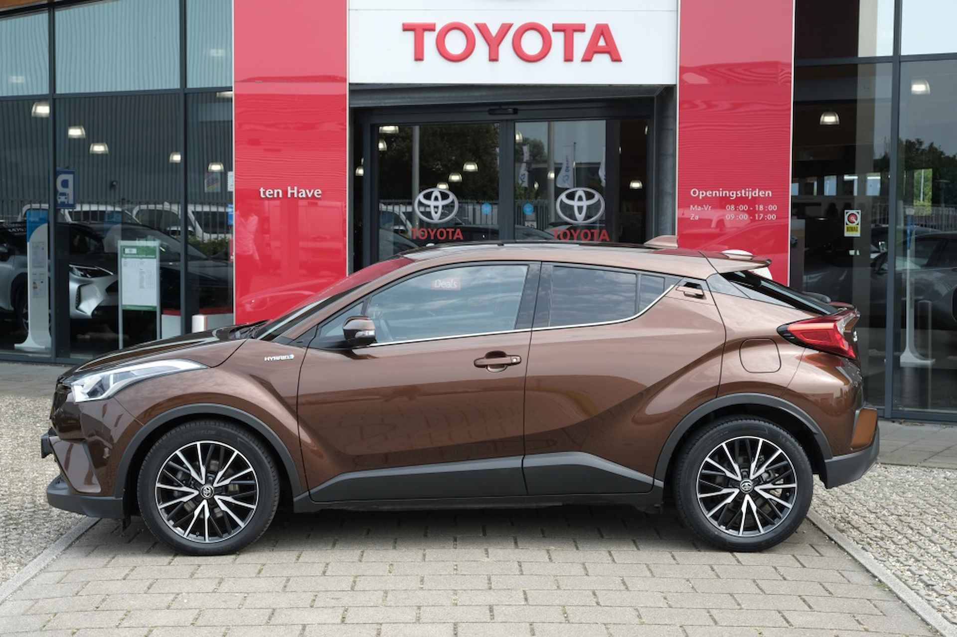 Toyota C-HR 1.8 Hybrid 122PK Dynamic Automaat | Navigatie | Airco | Climate - 8/40