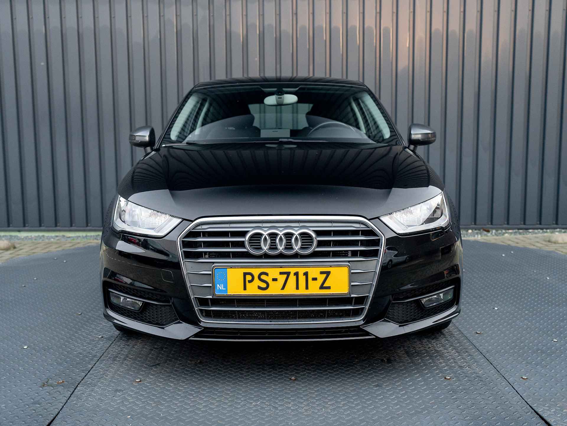 Audi A1 1.0 TFSI Design Pro Line Plus | Stoelverw. | Cruisecontrol | Parkeersensoren | Prijs Rijklaar!! - 38/44