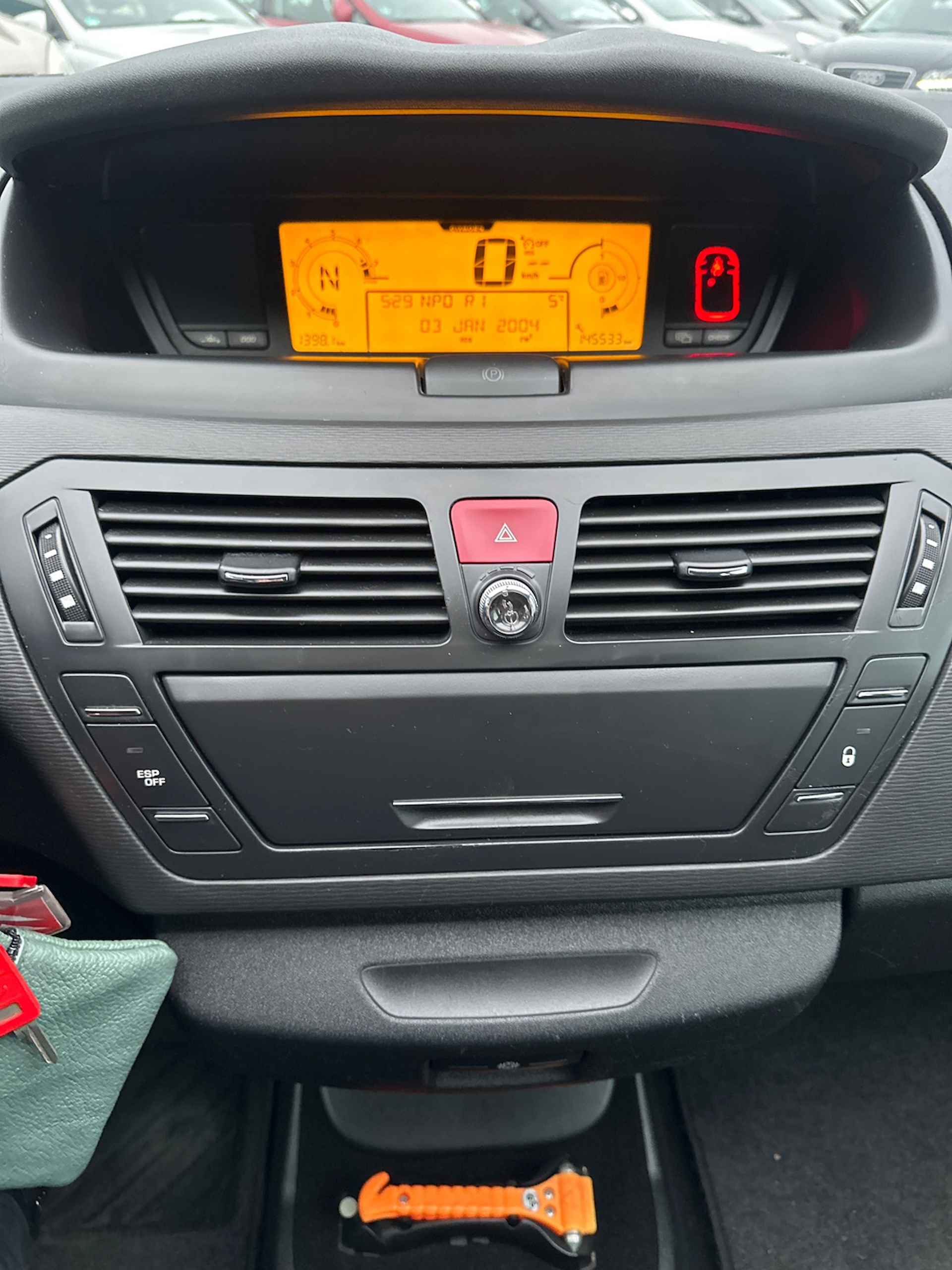 Citroen C4 Picasso 2.0-16V Ambiance 5p. Automaat Airco Cruise Pdc Trekhaak Nieuwe Apk - 12/19