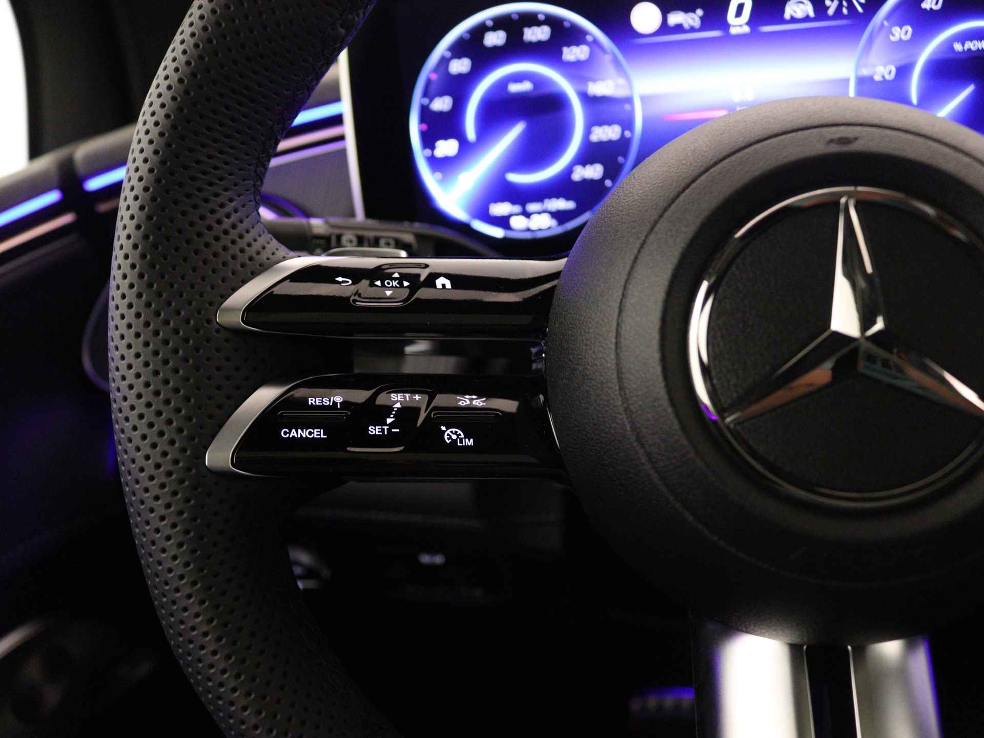 Mercedes-Benz EQE SUV 350 4Matic AMG Line 91 kWh | Energizing Air Control | Smartphone-integratie | Achterasbesturing tot 10° | Burmester® 3D-Surround sound system | Rij-assistentiepakket Plus | Akoestiek comfortpakket | - 18/35