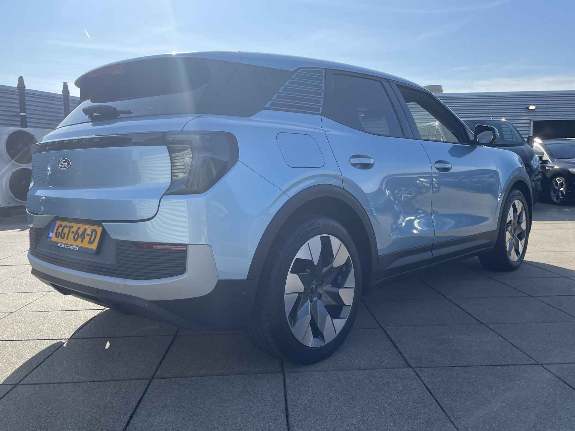 Ford Explorer Premium Extended Range RWD 77 kWh - 6/37