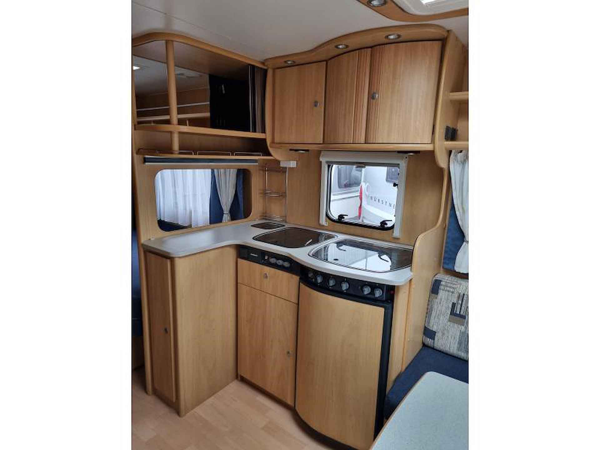 Dethleffs Camper 450 DB - 10/18