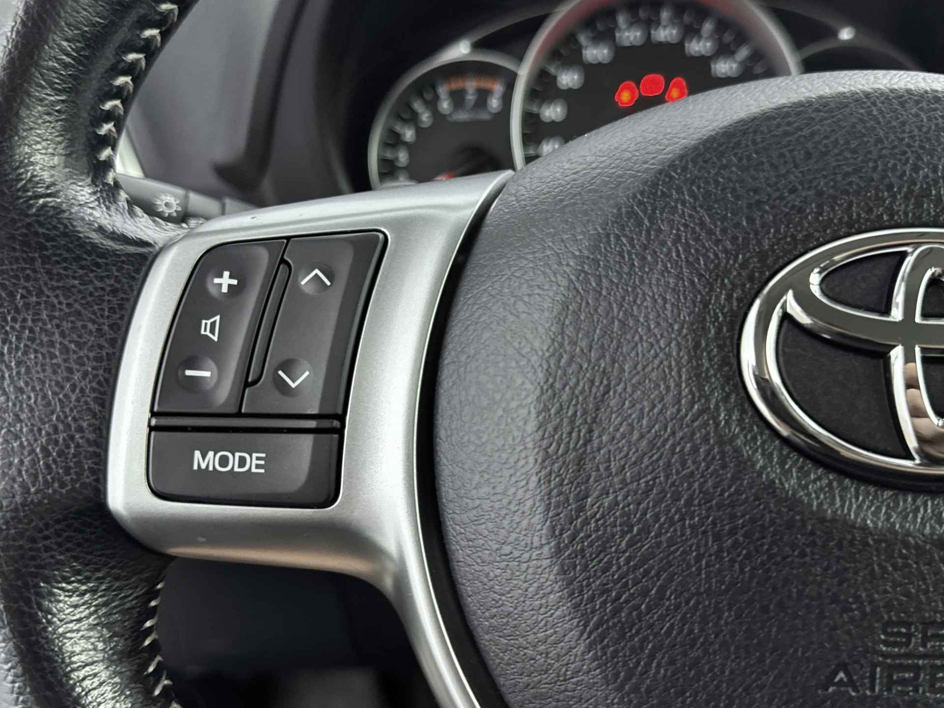 Toyota Verso-S 1.3 VVT-i Aspiration | Navigatie | Cruise Control | - 19/38