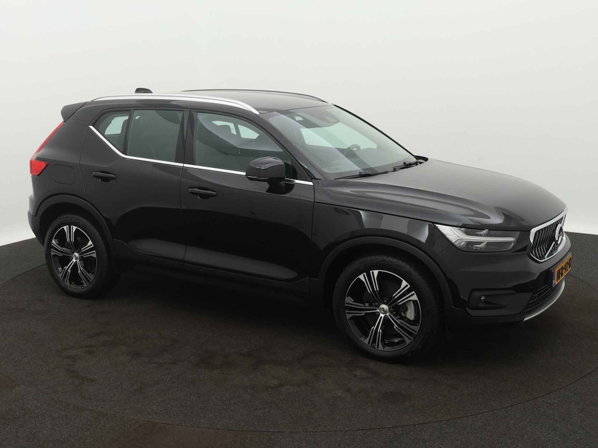 Volvo XC40  t5 Recharge Inscription | Adaptive | Camera | H&K | Memory Seats - 11/41