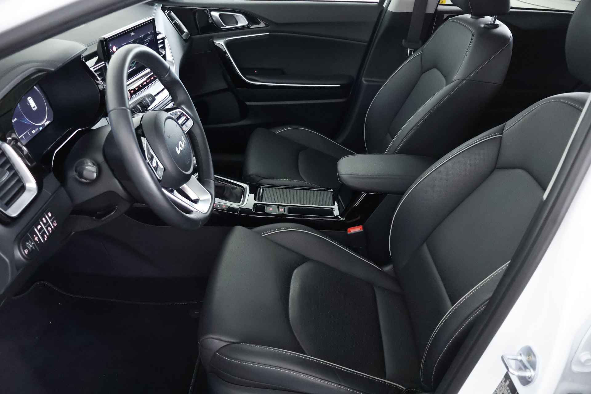 Kia Ceed Sportswagon 1.6 GDI PHEV Platinum Edition / Opendak / Leder / LED / Aut / ACC / CarPlay - 6/35