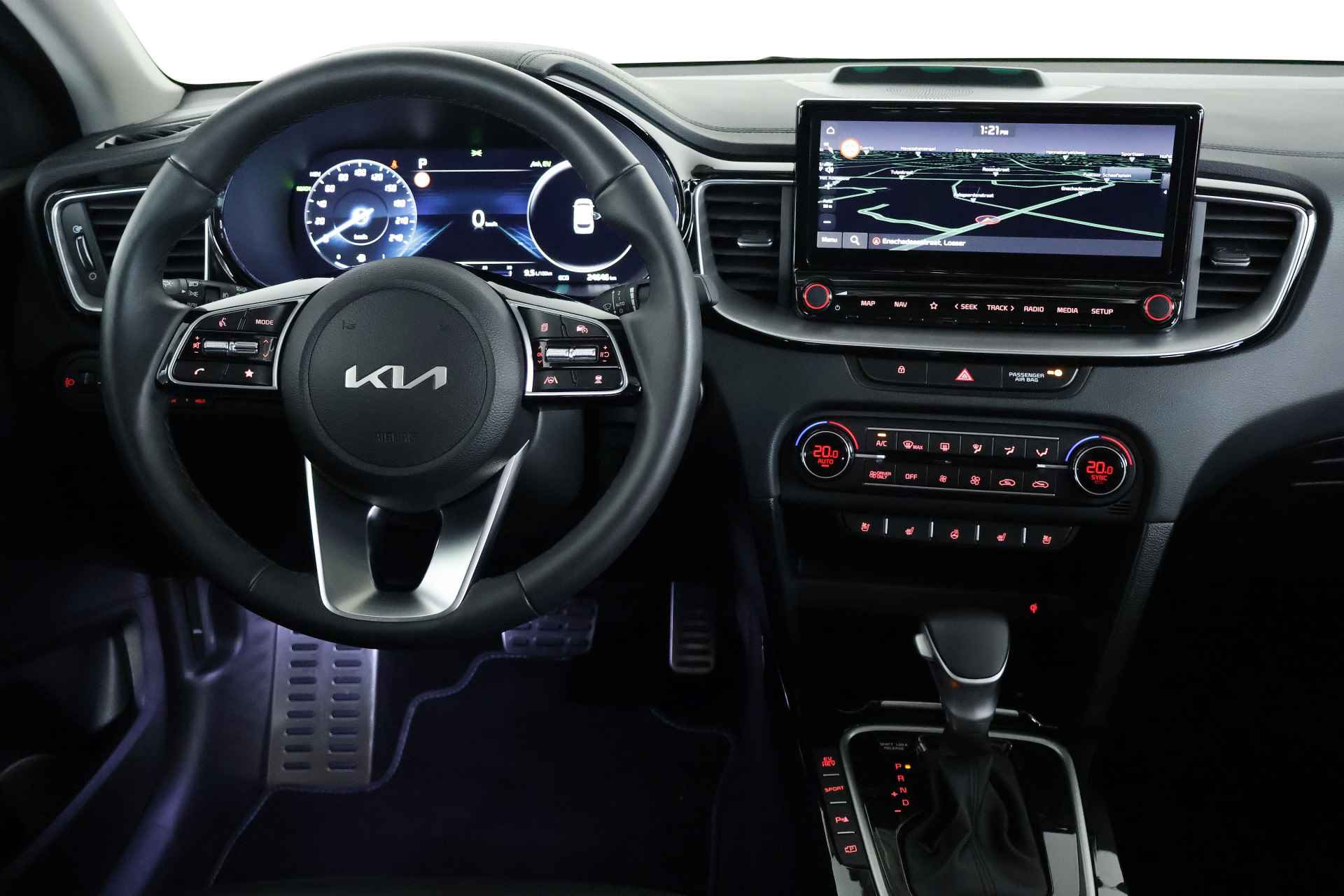 Kia Ceed Sportswagon 1.6 GDI PHEV Platinum Edition / Opendak / Leder / LED / Aut / ACC / CarPlay - 13/35