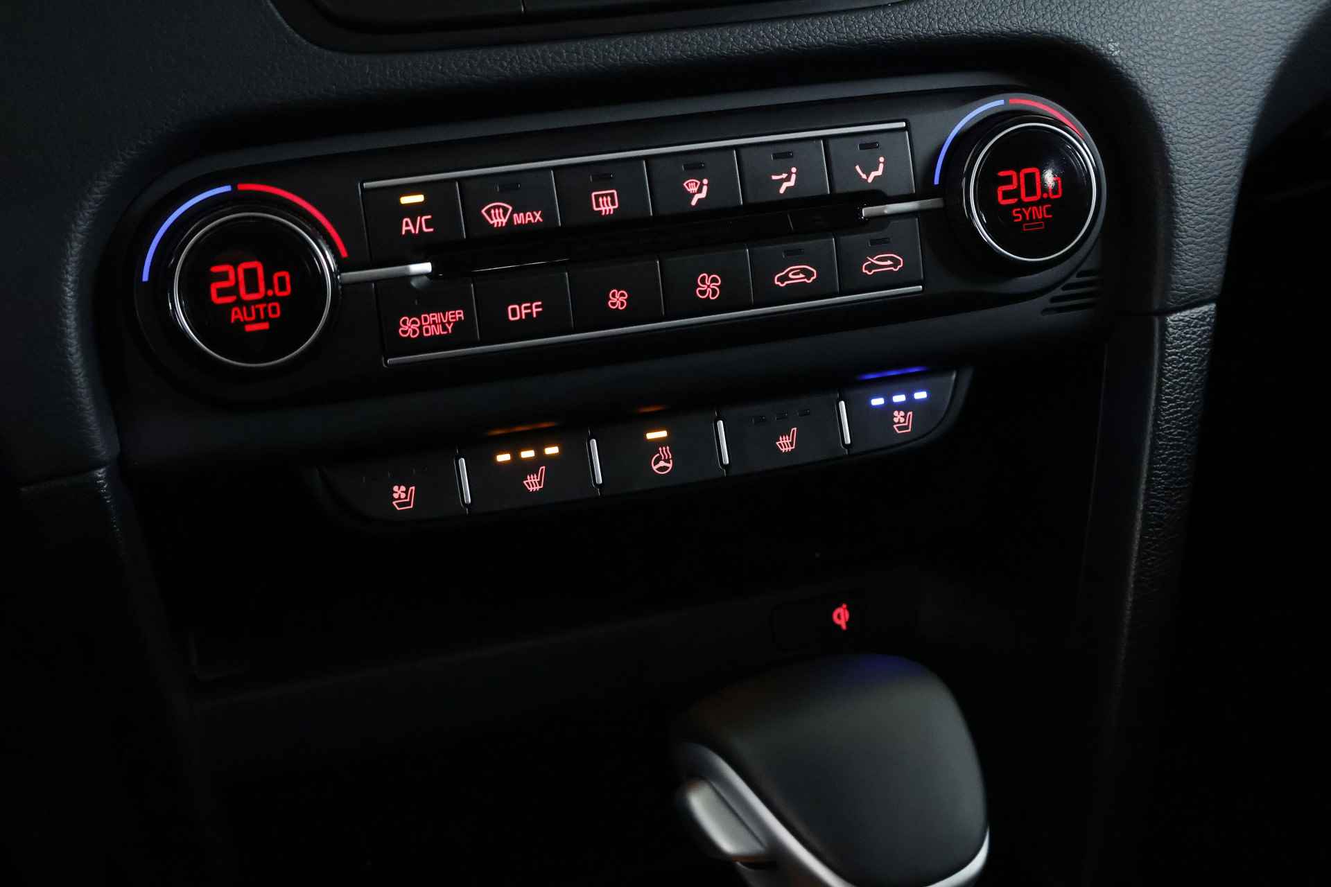 Kia Ceed Sportswagon 1.6 GDI PHEV Platinum Edition / Opendak / Leder / LED / Aut / ACC / CarPlay - 26/35