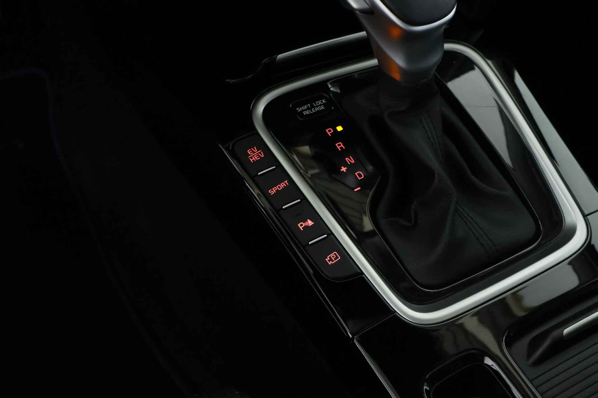 Kia Ceed Sportswagon 1.6 GDI PHEV Platinum Edition / Opendak / Leder / LED / Aut / ACC / CarPlay - 27/35