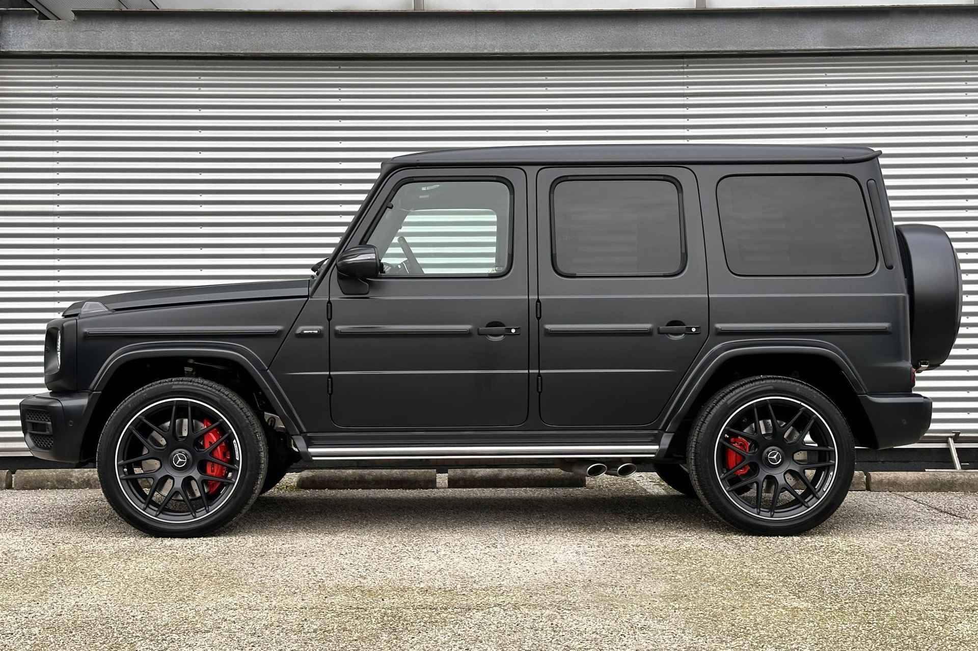 Mercedes-Benz G-klasse G 63 AMG Automaat | MANUFAKTUR | AMG Ride Control | Schuifdak | Distronic | Burmester Audio | Comand Online | 360° Camera | Trekhaak | Multibeam LED - 3/34