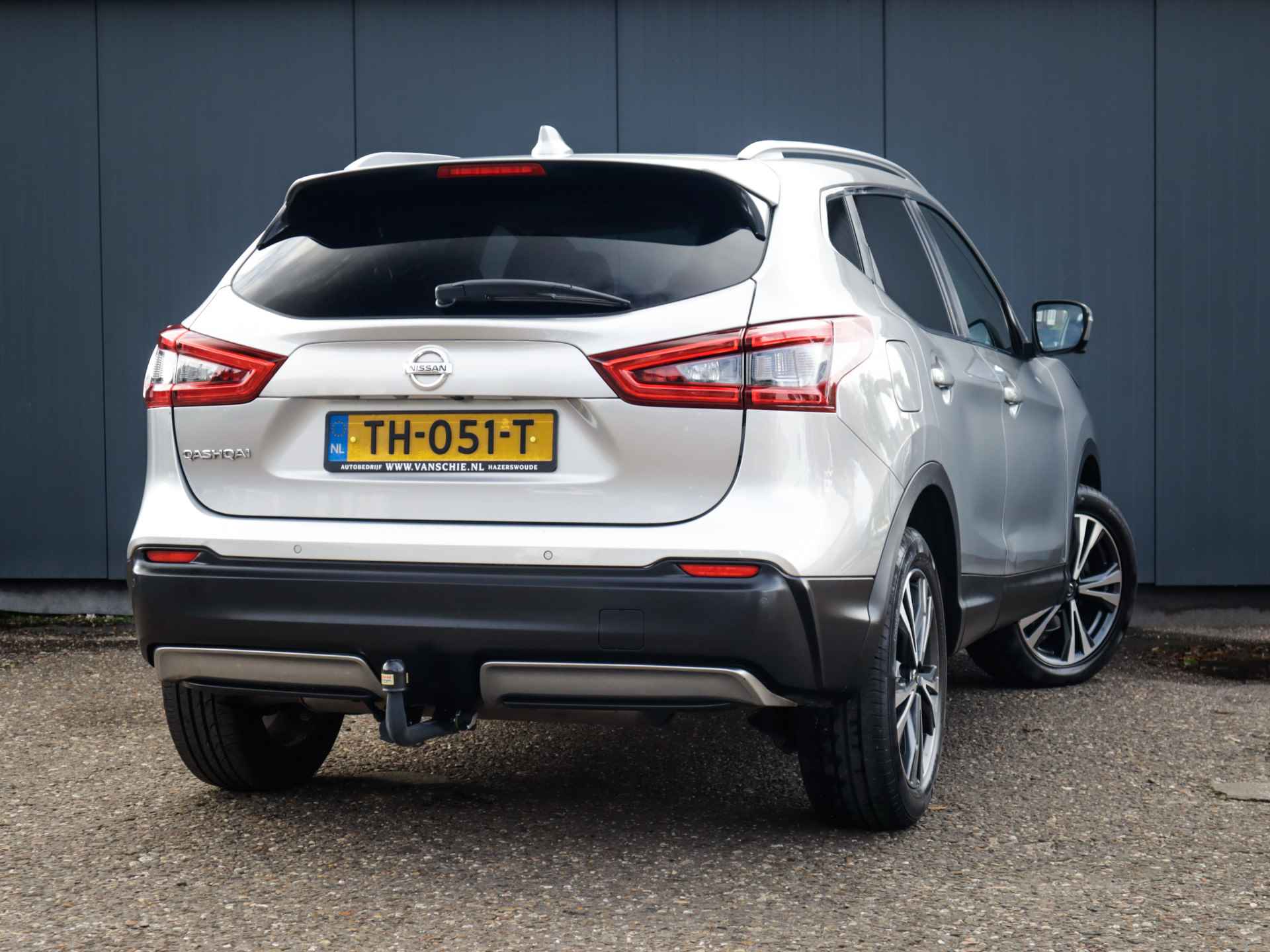 Nissan QASHQAI 1.2 N-Connecta (116 PK) 2e-Eig, Nwe Motor + Autom.- 12-Mnd-BOVAG, NL-Auto, Trekhaak, Panoramadak, Navigatie, Cruisecontrol, Keyless-Entry/Start, Achteruitrijcamera, Bluetooth, Parkeersensoren-V+A, DAB Licht-Zicht-Pakket, Lm-Velgen-18Inch, Privacy-Glas - 4/38