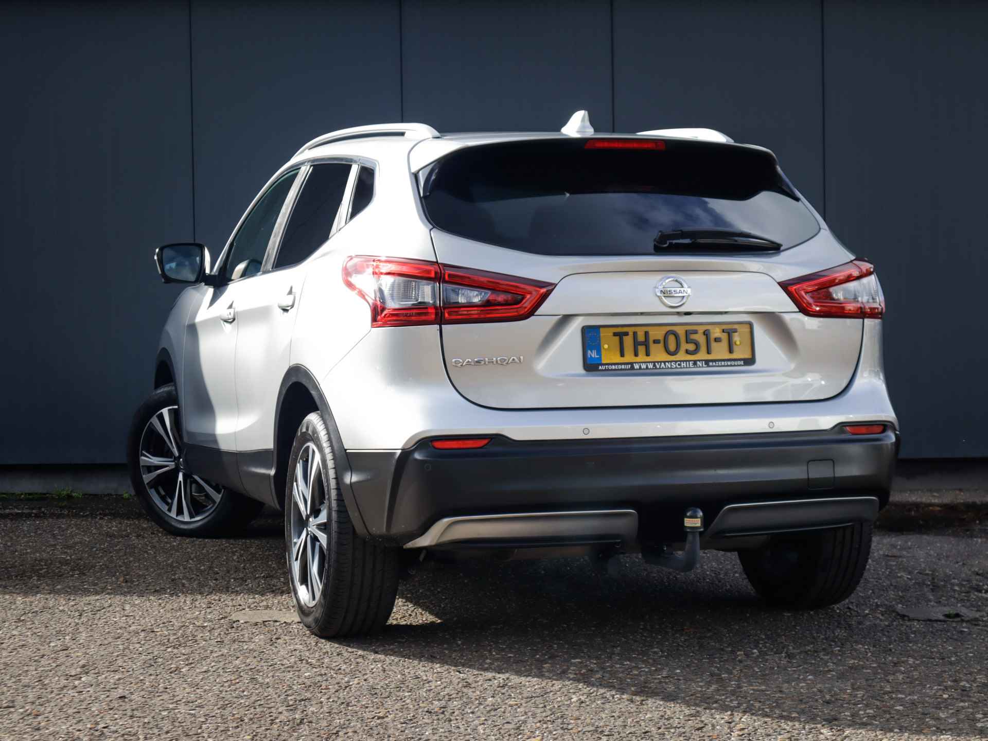 Nissan QASHQAI 1.2 N-Connecta (116 PK) 2e-Eig, Nwe Motor + Autom.- 12-Mnd-BOVAG, NL-Auto, Trekhaak, Panoramadak, Navigatie, Cruisecontrol, Keyless-Entry/Start, Achteruitrijcamera, Bluetooth, Parkeersensoren-V+A, DAB Licht-Zicht-Pakket, Lm-Velgen-18Inch, Privacy-Glas - 20/38