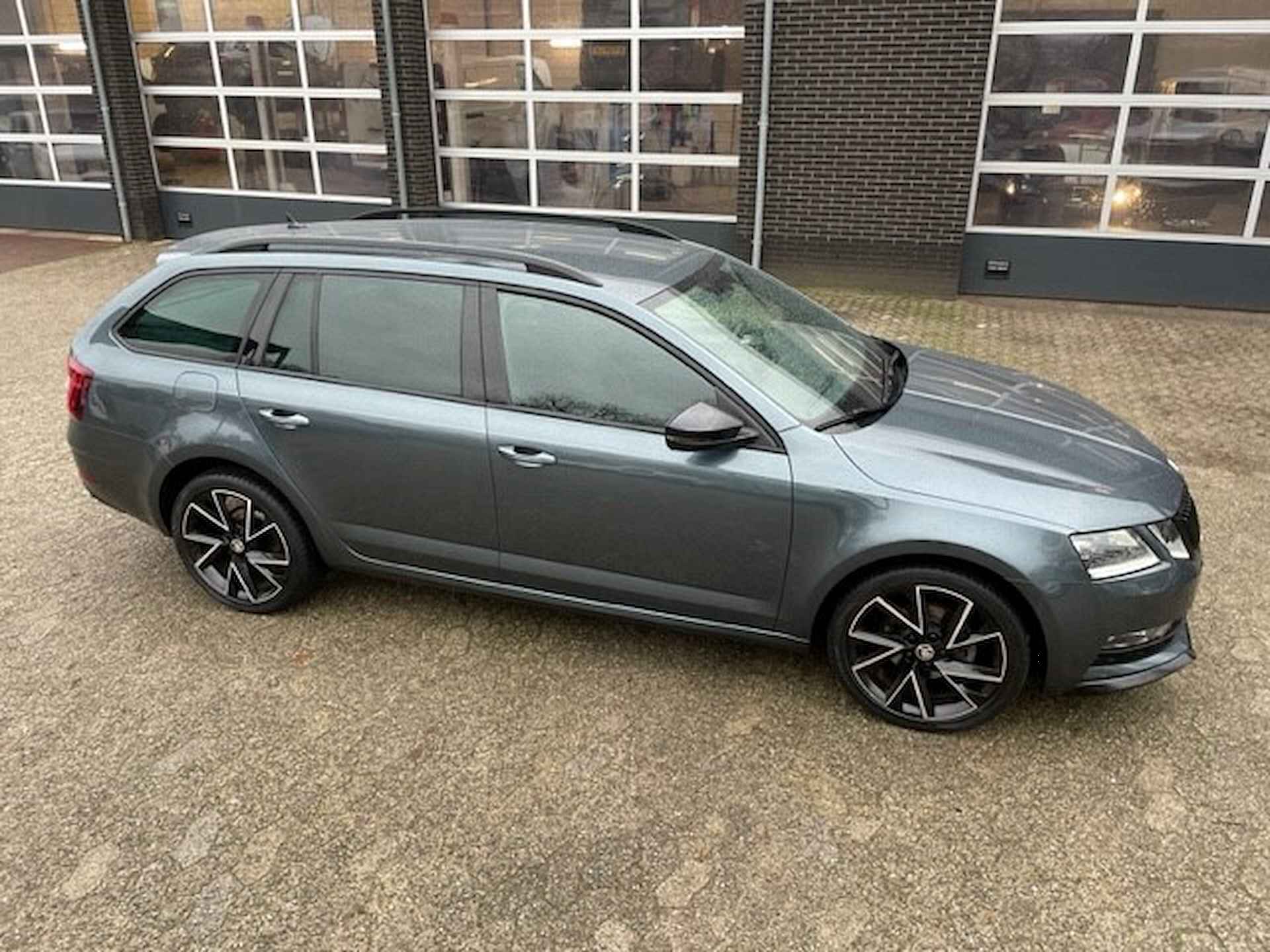 Skoda Octavia Combi 1.6 TDI Greentech 115pk Automaat - Trekhaak - 5/29