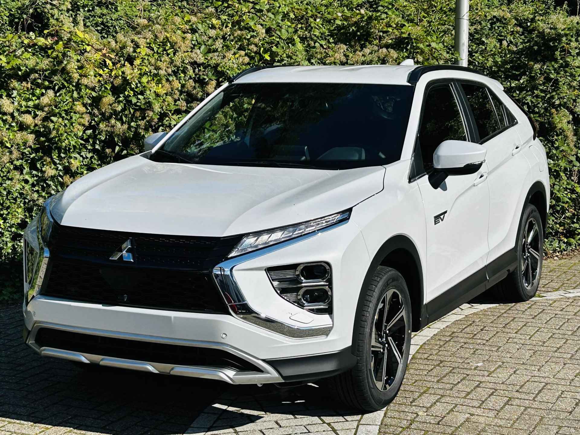 Mitsubishi Eclipse Cross 2.4 PHEV Executive | € 8000,- VOORRAAD KORTING | op = op  AUTOMAAT | APPLE/ANDROID AUTO  | CRUISE | CLIMATE | NAVI , STOELVERWARMING . - 15/34