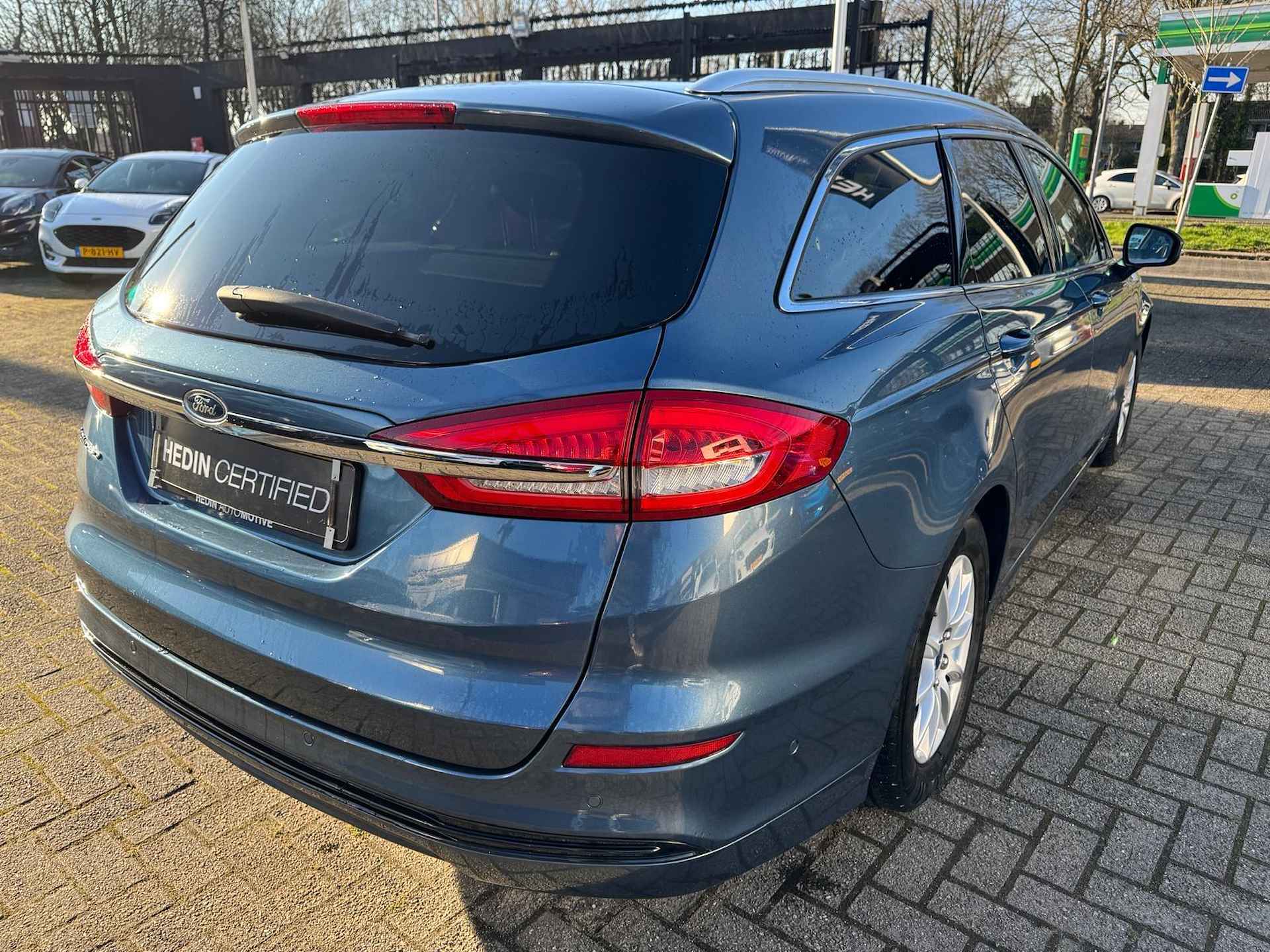 Ford Mondeo Wagon 2.0 IVCT HEV Titanium | BLIS | SONY | Memory | Privacy glass - 8/17