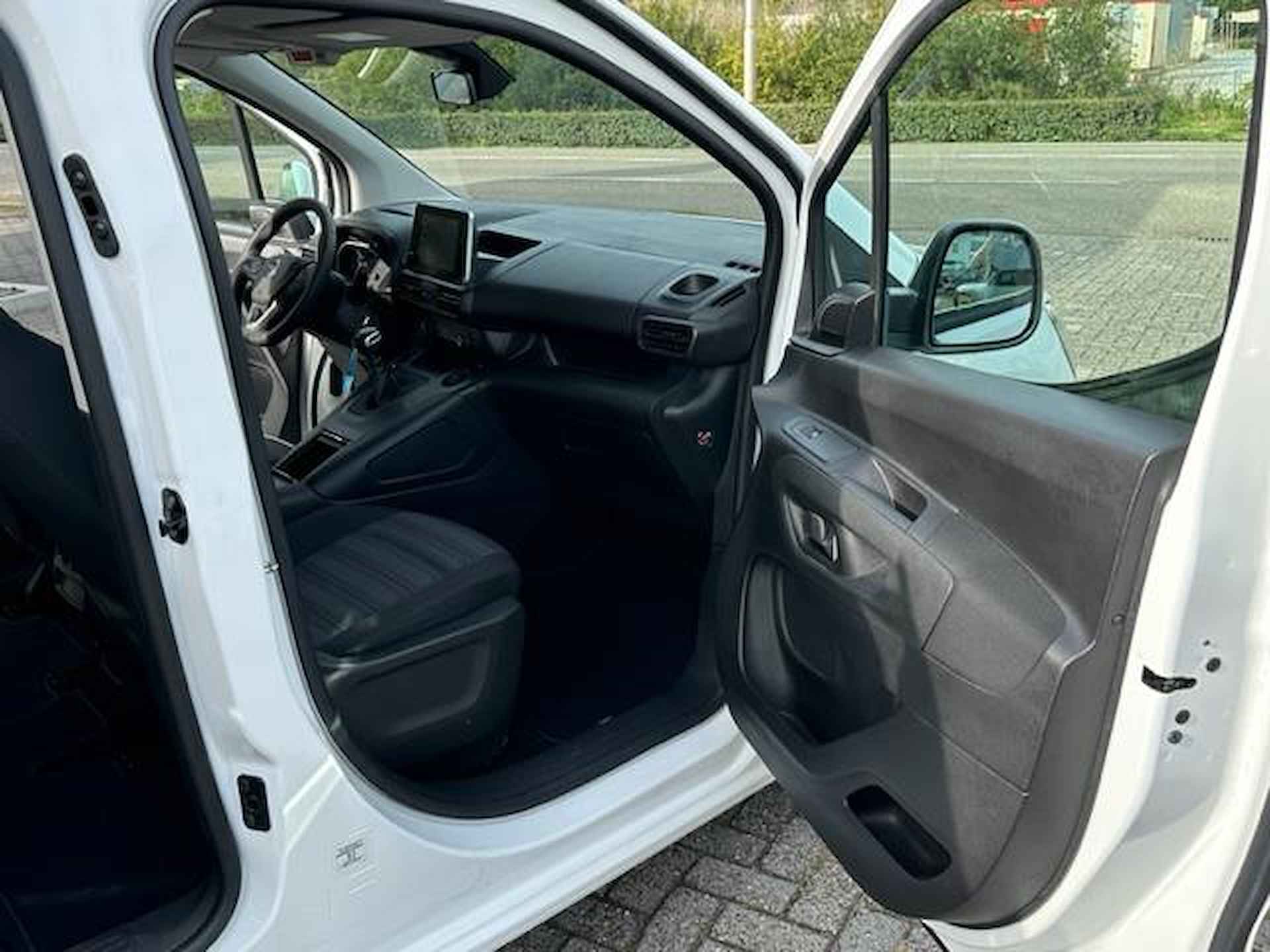 Opel Combo Tour 1.2 Turbo L1H1 Edition 5p CITROEN BERLINGO - 14/30