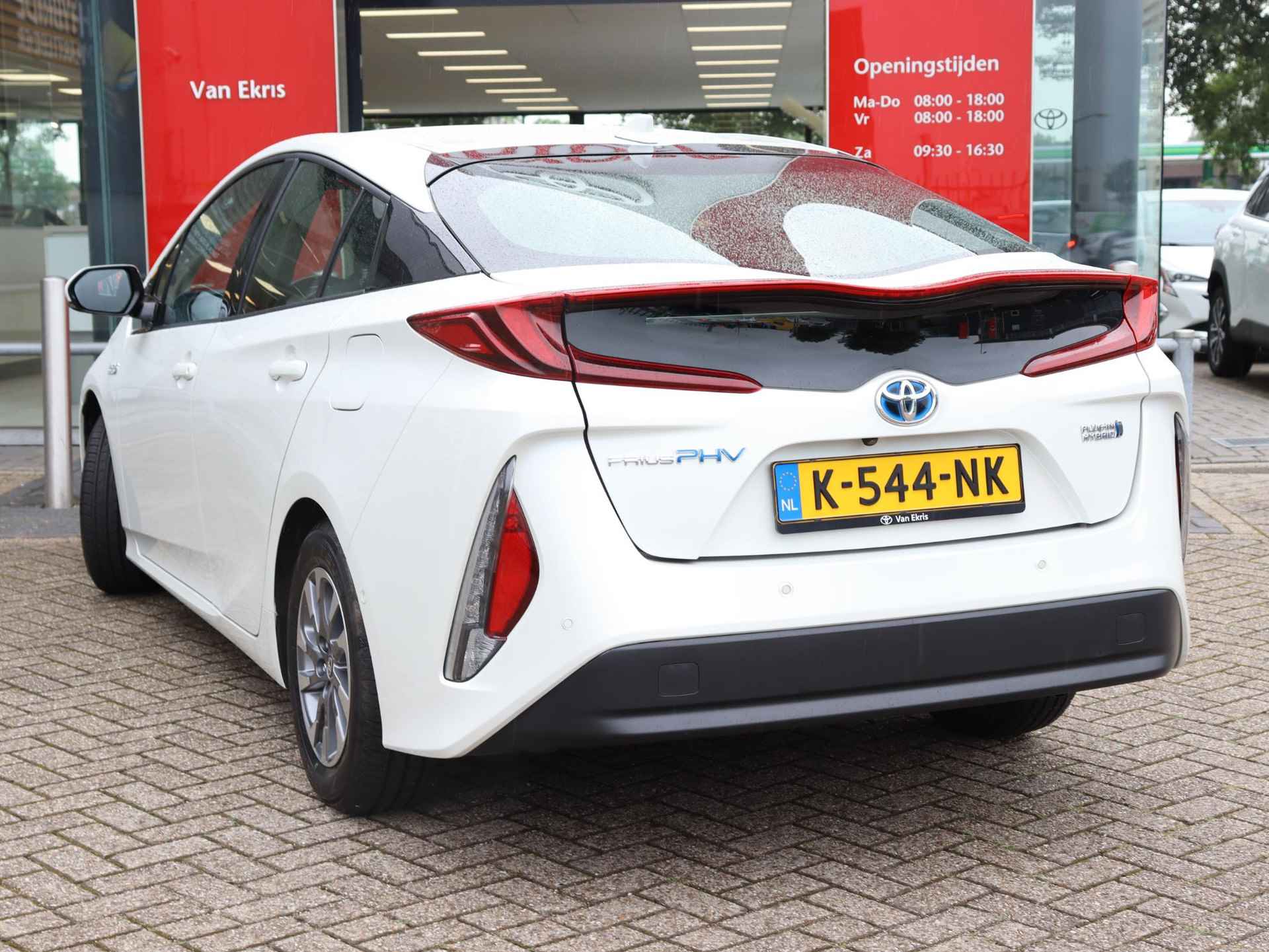 Toyota Prius 1.8 Plug-in Executive, Leder - 13/35