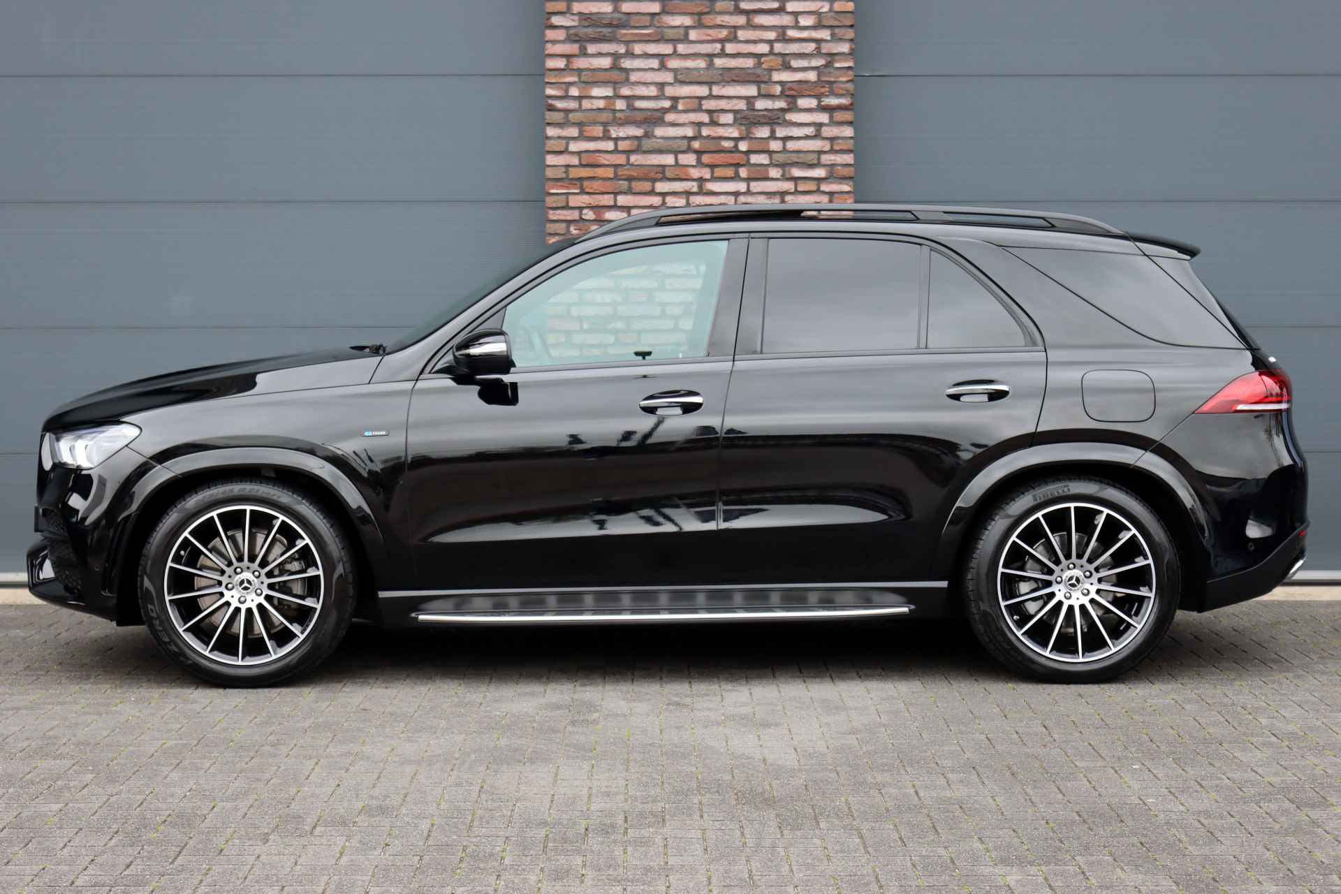 Mercedes-Benz GLE 350 de 4-MATIC AMG Line Aut9 | luchtvering | Distronic+ | Burmester | HUD | Stoelventilatie | Panoramadak | Surround Camera | Trekhaak | Rijassistentiepakket+ | - 10/45