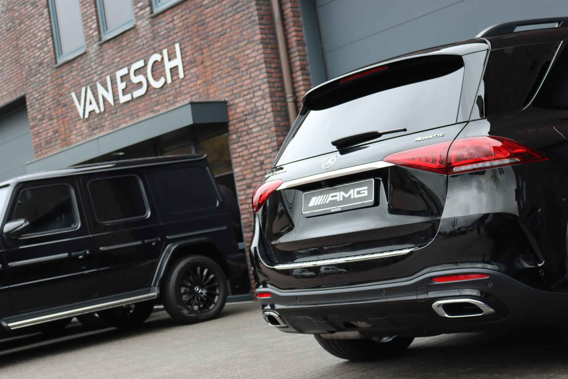 Mercedes-Benz GLE 350 de 4-MATIC AMG Line Aut9 | luchtvering | Distronic+ | Burmester | HUD | Stoelventilatie | Panoramadak | Surround Camera | Trekhaak | Rijassistentiepakket+ | - 22/45