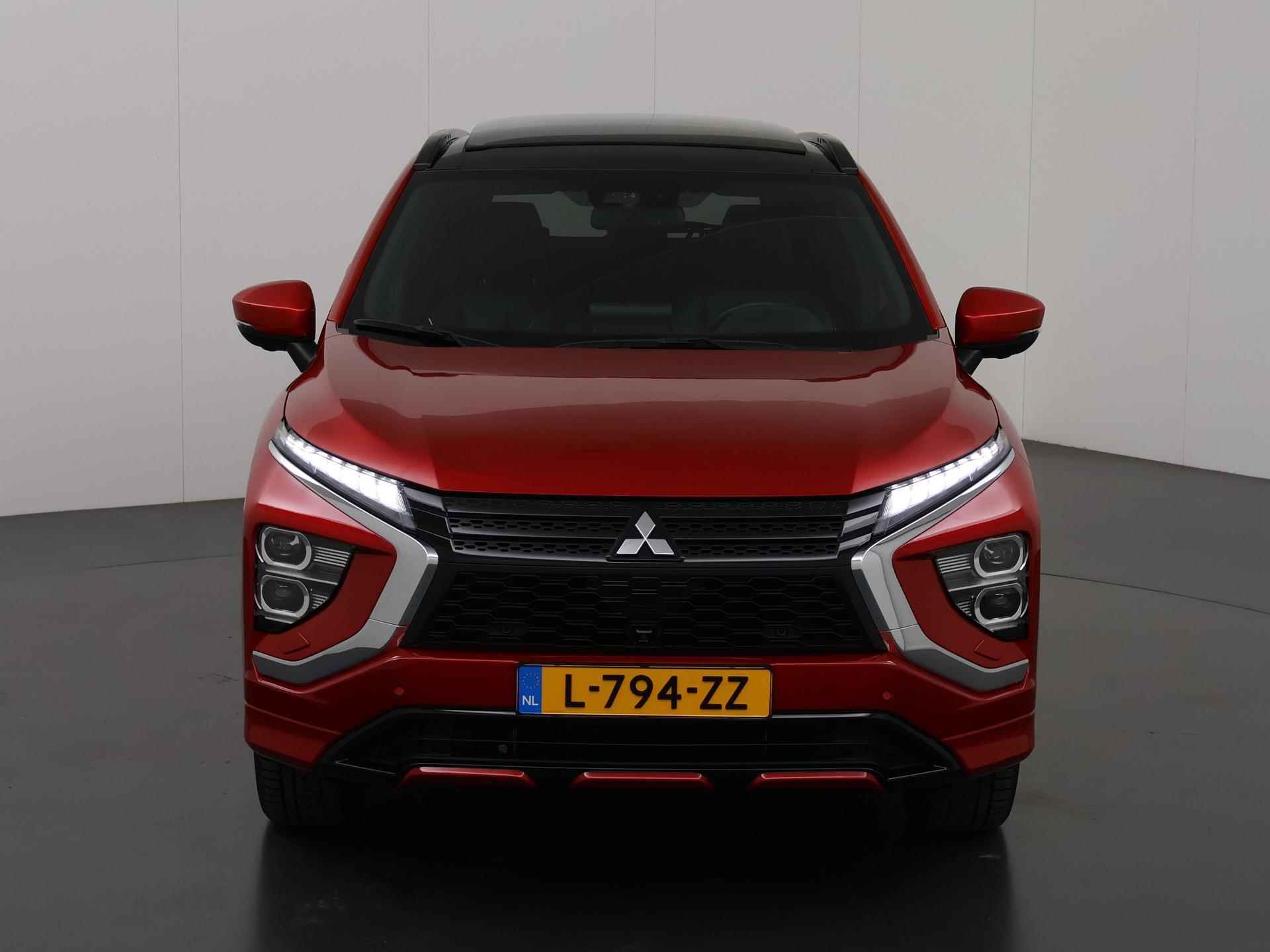 Mitsubishi Eclipse Cross 2.4 PHEV Instyle | trekhaak | Panoramadak | Navigatie | Parkeercamera | Cruise Control Adaptief | Dodehoekdetectie | - 4/41