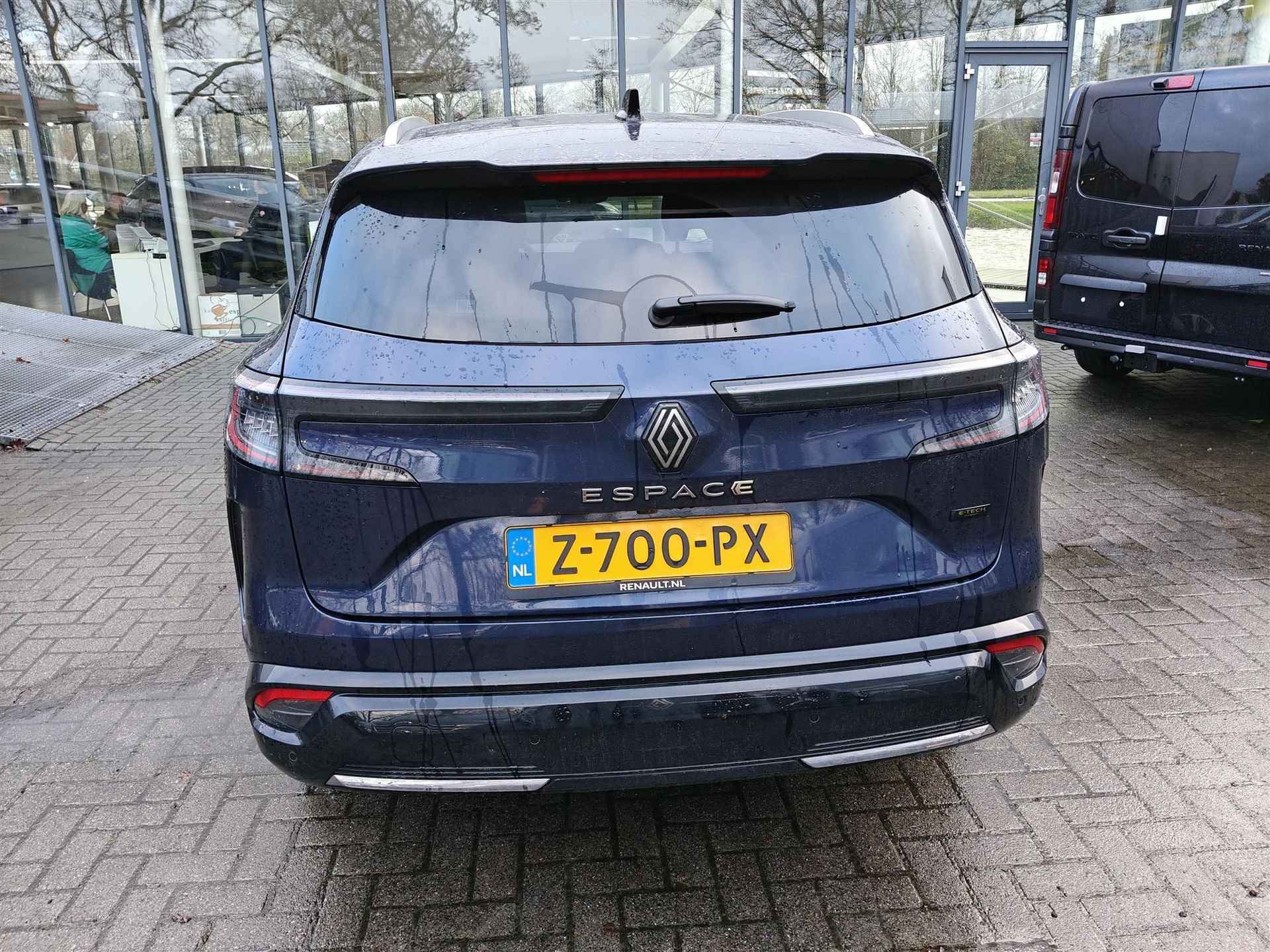 Renault Espace E-Tech Hybrid 200 techno 7p. - 4/11