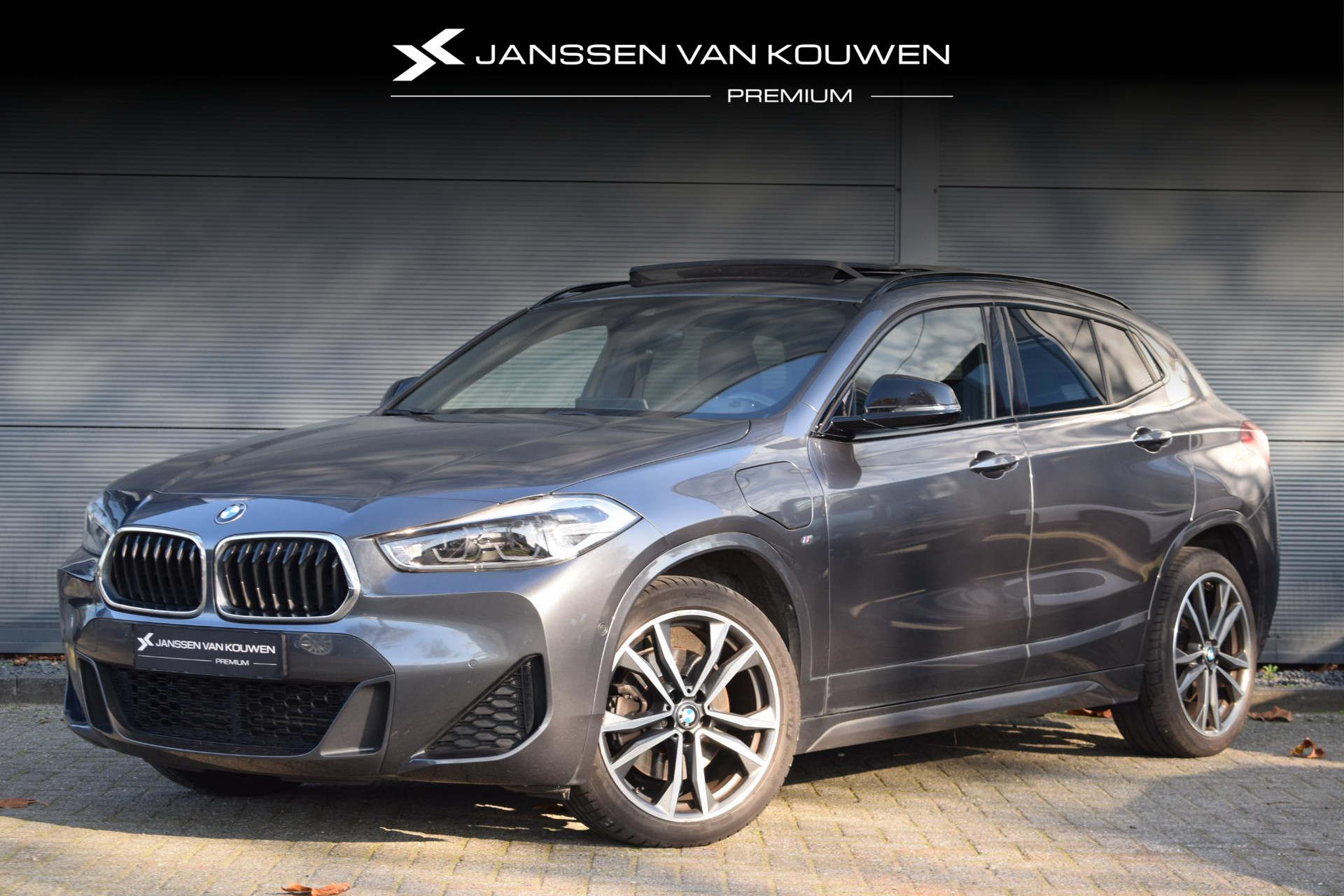 BMW X2 xDrive25e Executive / M-Sport / Pano / Head-Up Display